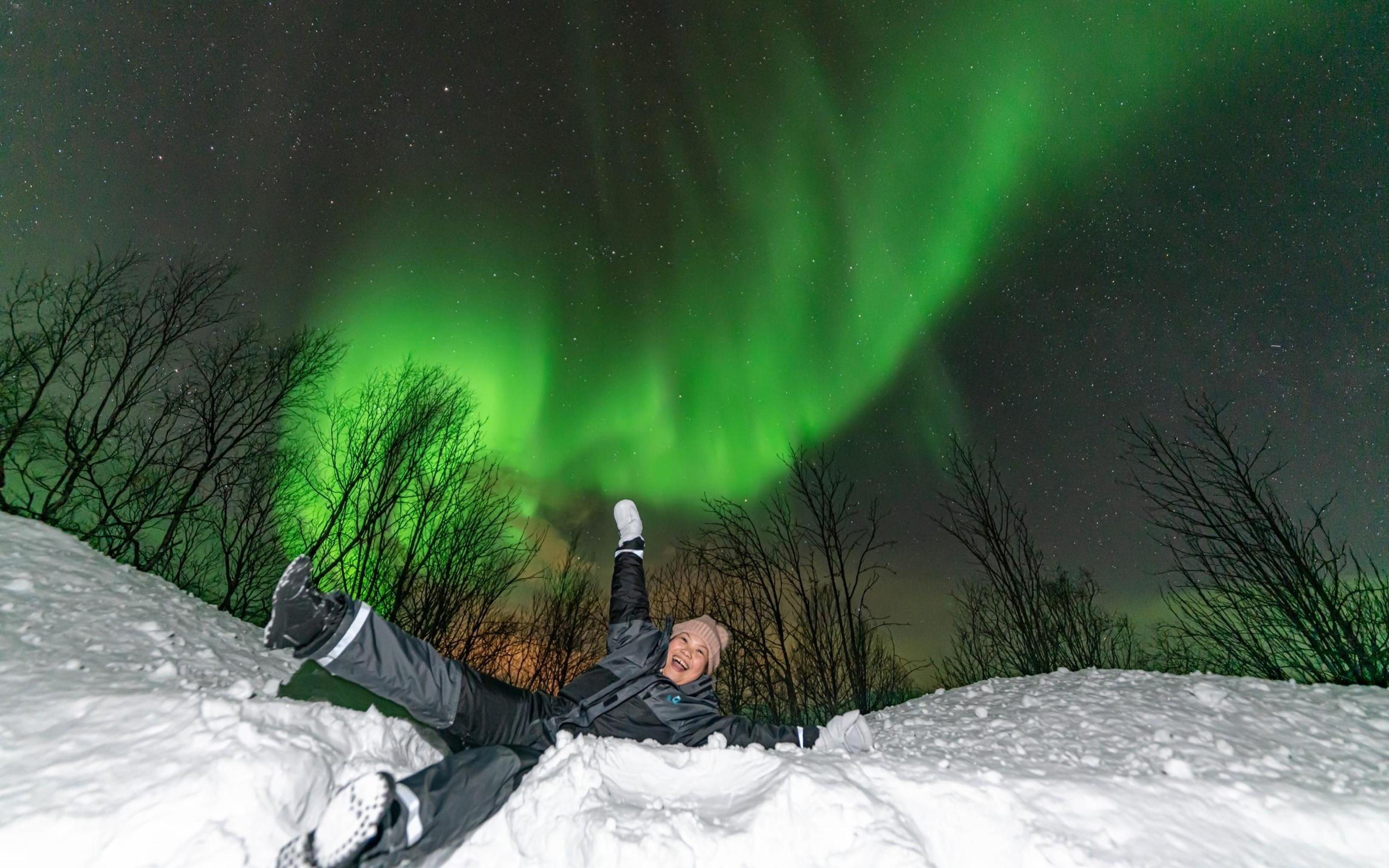 Tromsø: Northern Lights Tour w/Photo, Suits and Local Guide - 2026 (Verified Reviews)