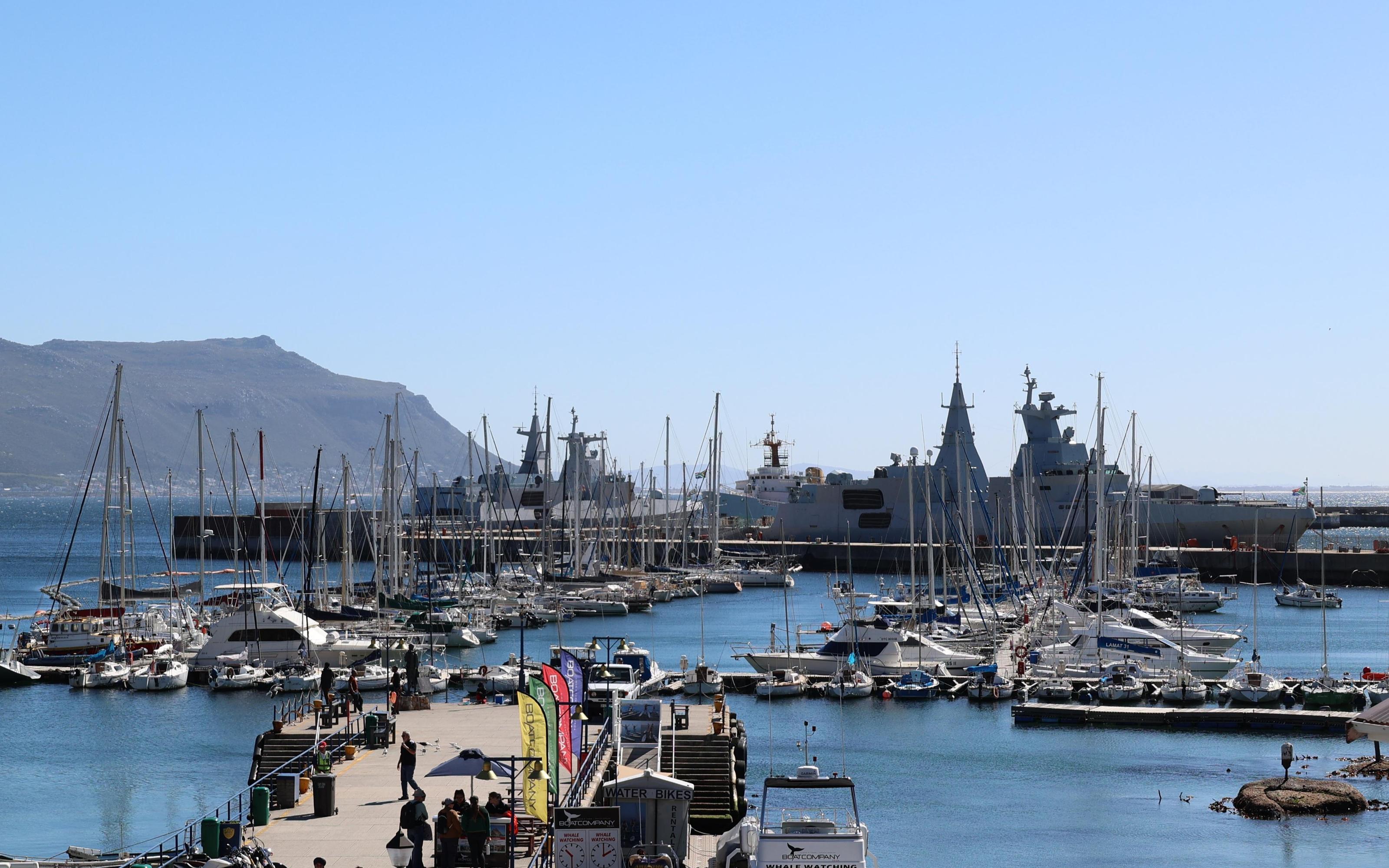 Table Mountain cable car tickets - the cableway and summit views — image 2