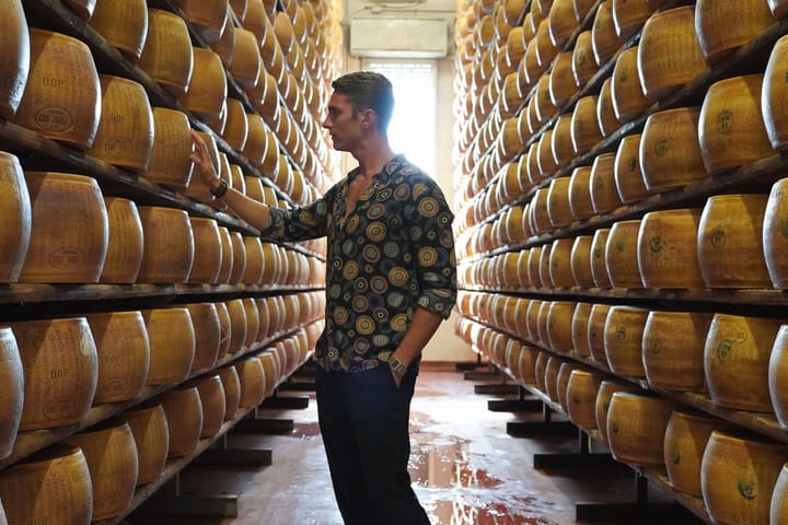 Guided Parmigiano & Parma Ham Food Tour