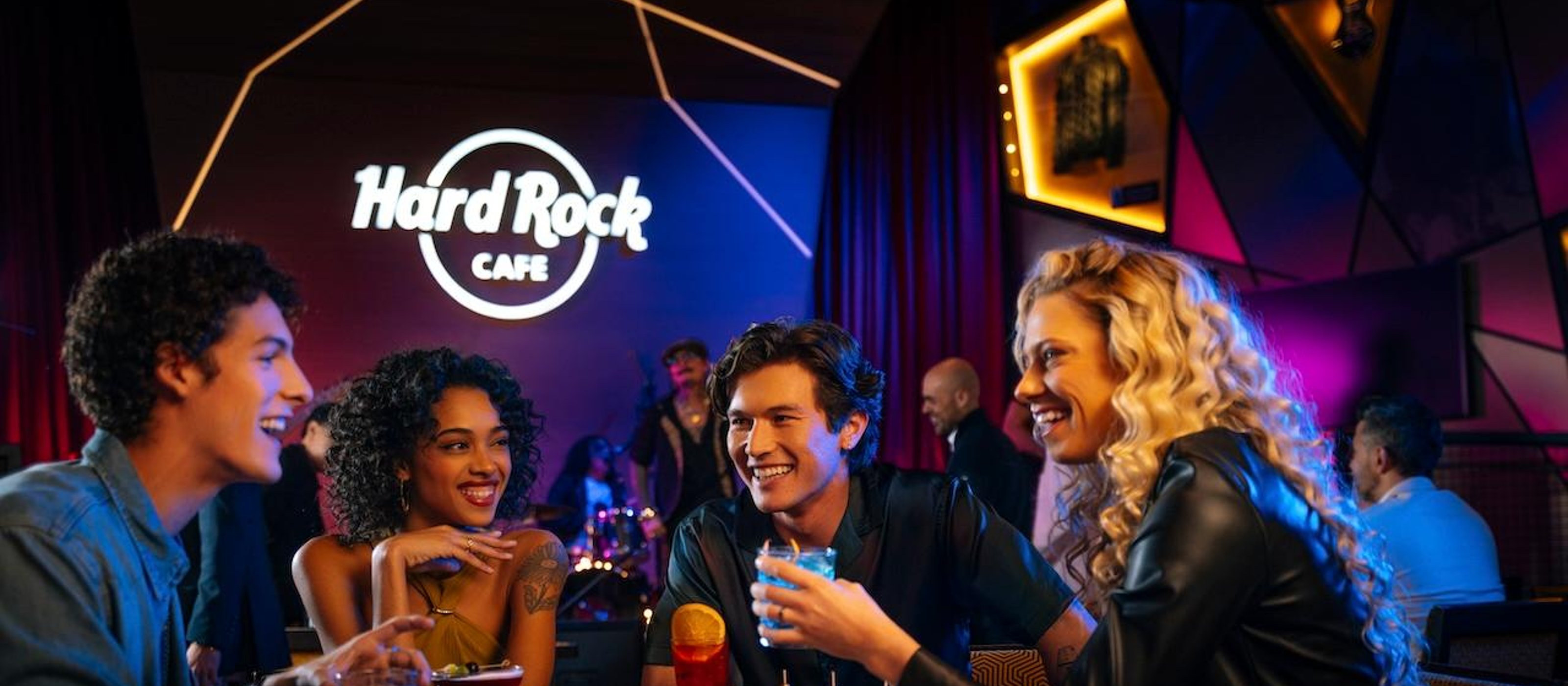 Mittag- oder Abendessen im berühmten Hard Rock Cafe