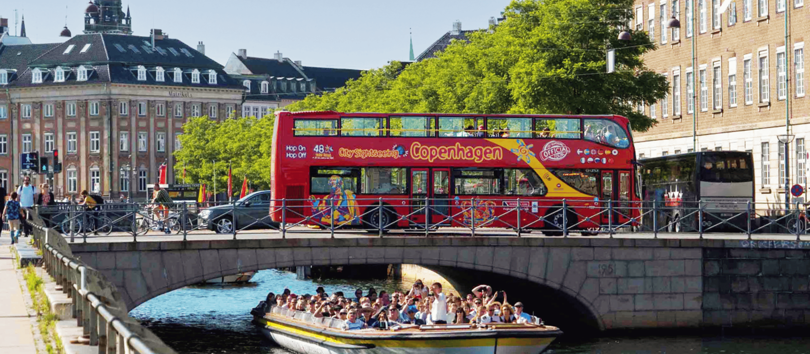Stadtrundfahrt Hop-On Hop-Off Bus + Optionales Boots-Zusatzpaket