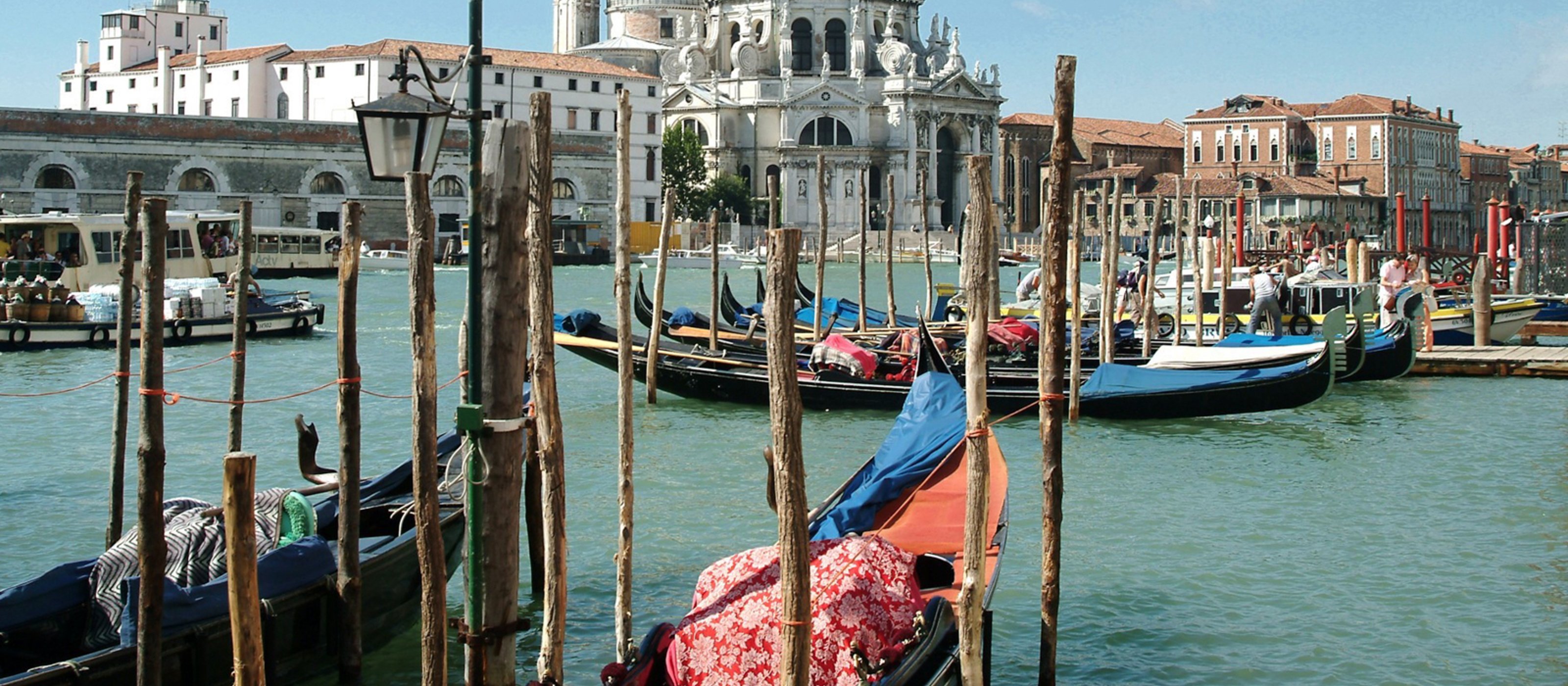 PulaVenedig Bootsfahrt mit Tages- oder Einweg-Option