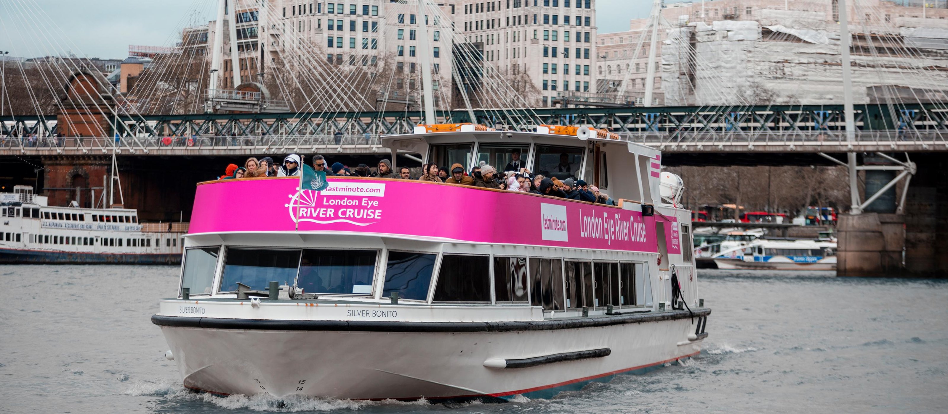 Uber Boat von Thames Clippers: Hin- und Rückfahrt Ticket & Painted Hall