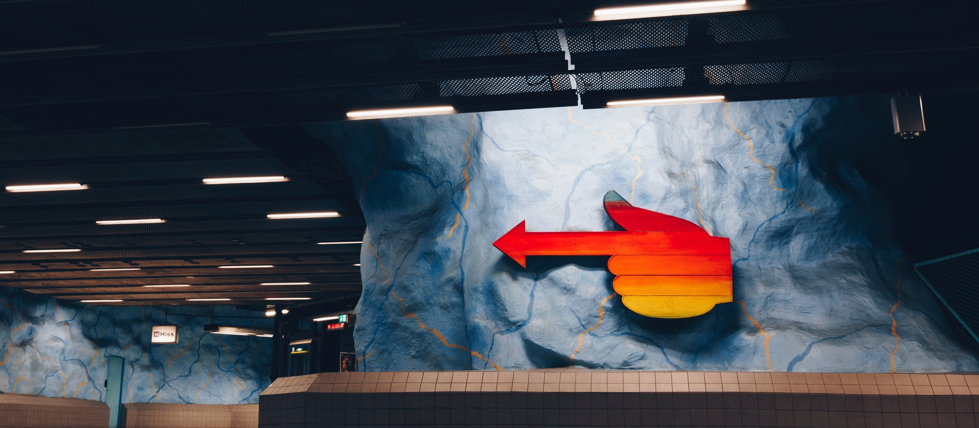 U-Bahn-Kunstfahrt mit einem lokalen Führer