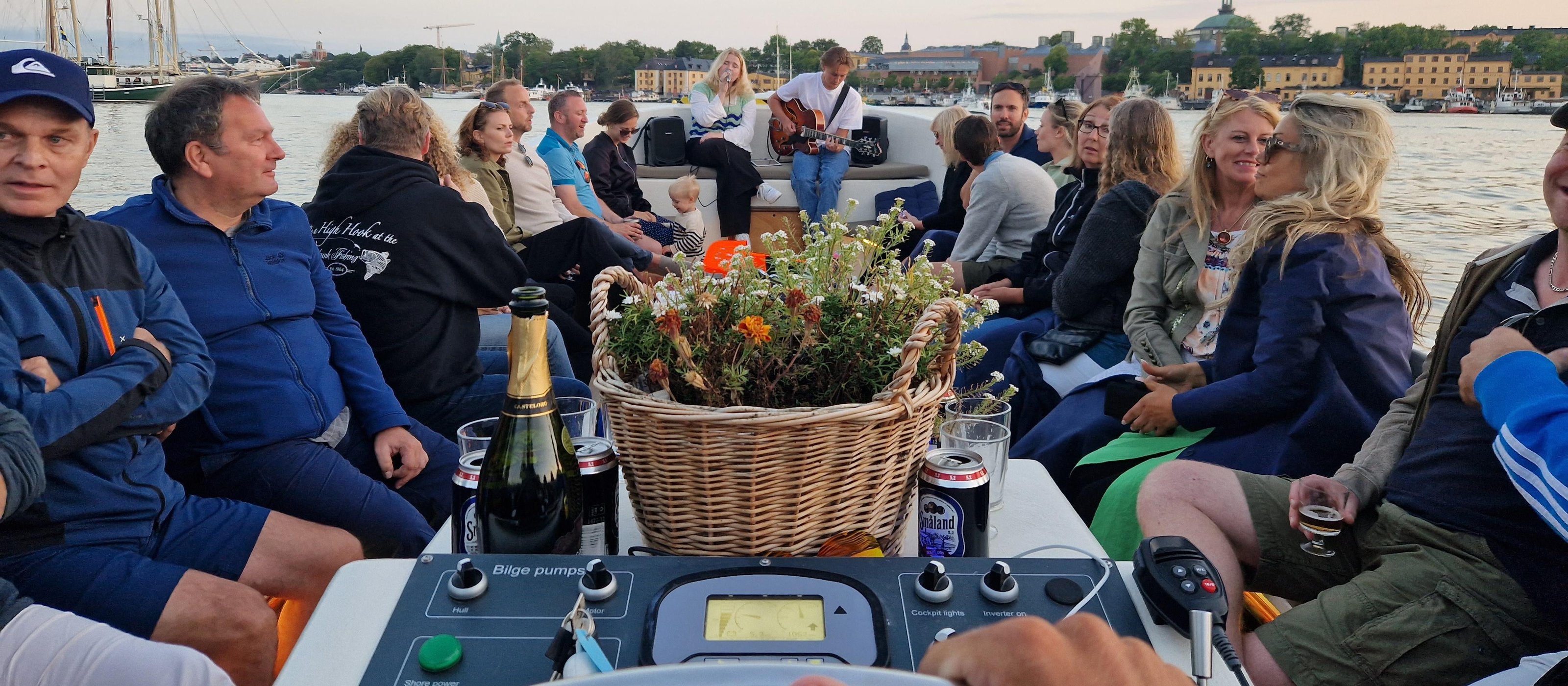 Stockholm: Rundgang durch die Altstadt + leises Elektroboot (3 Stunden)
