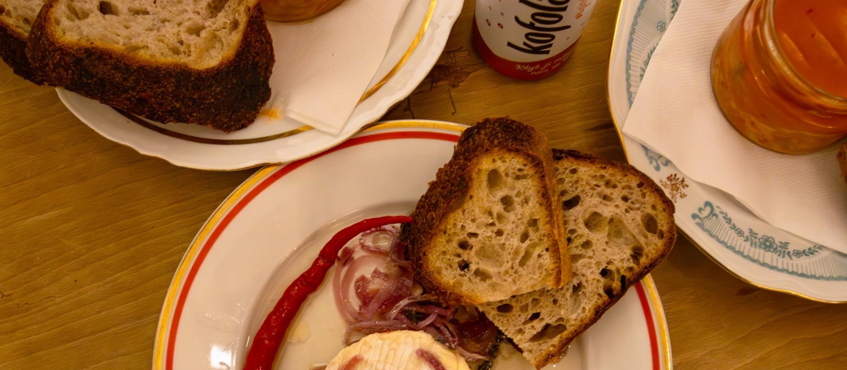 Prag Food Tour mit 10 Verkostungen klassischer tschechischer Gerichte