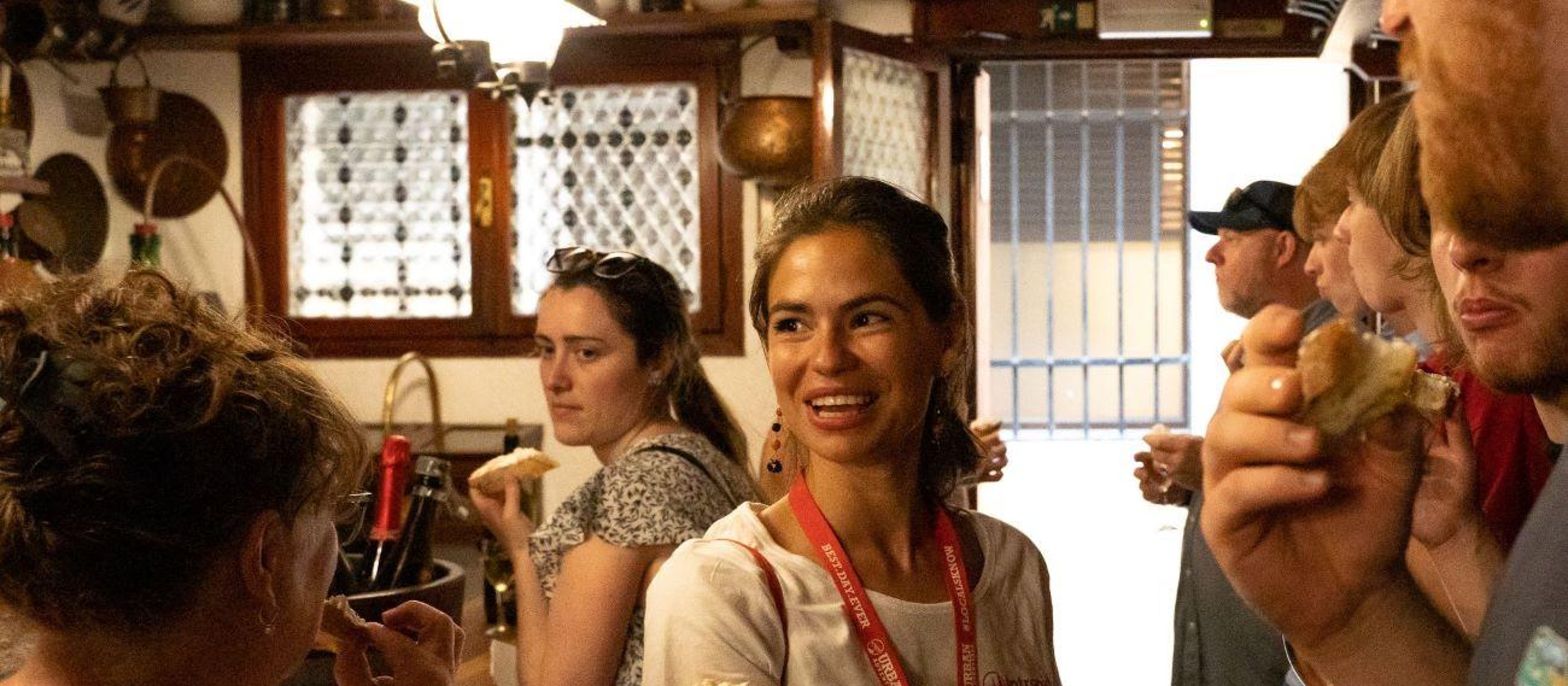 Essen wie ein Einheimischer Food Tour mit Wein & Spritz