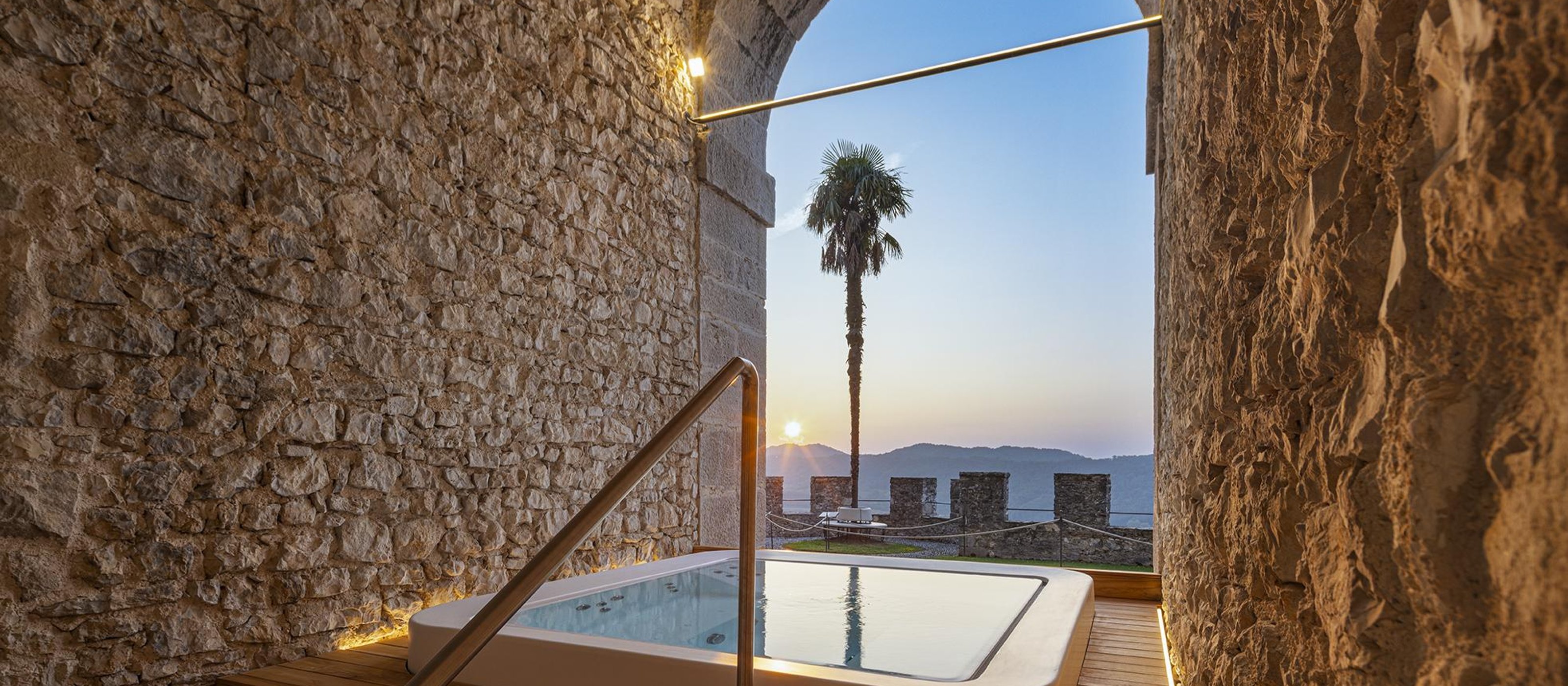 Cison di ValmarinoEntspannung in einem Spa in einem alten Schloss