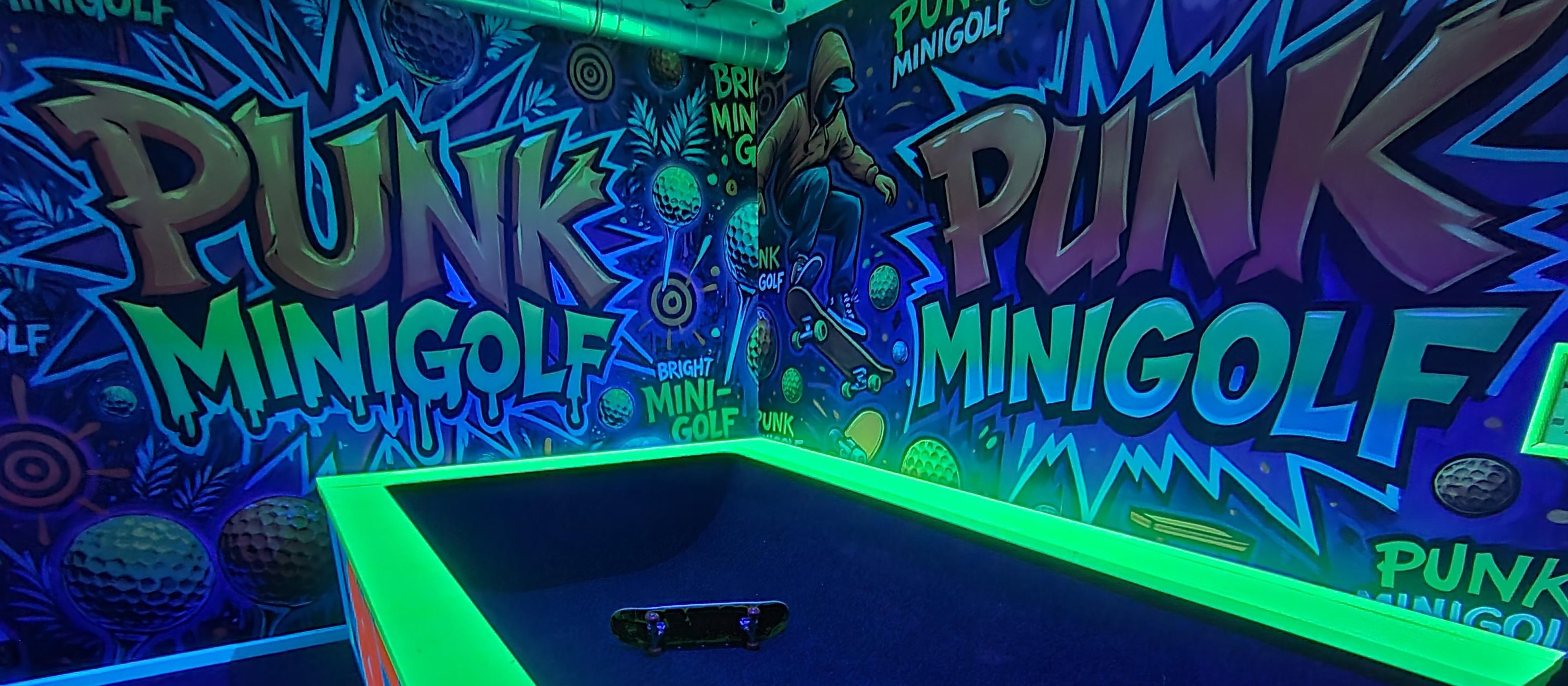 Fernsehturm Žižkov: Minigolf
