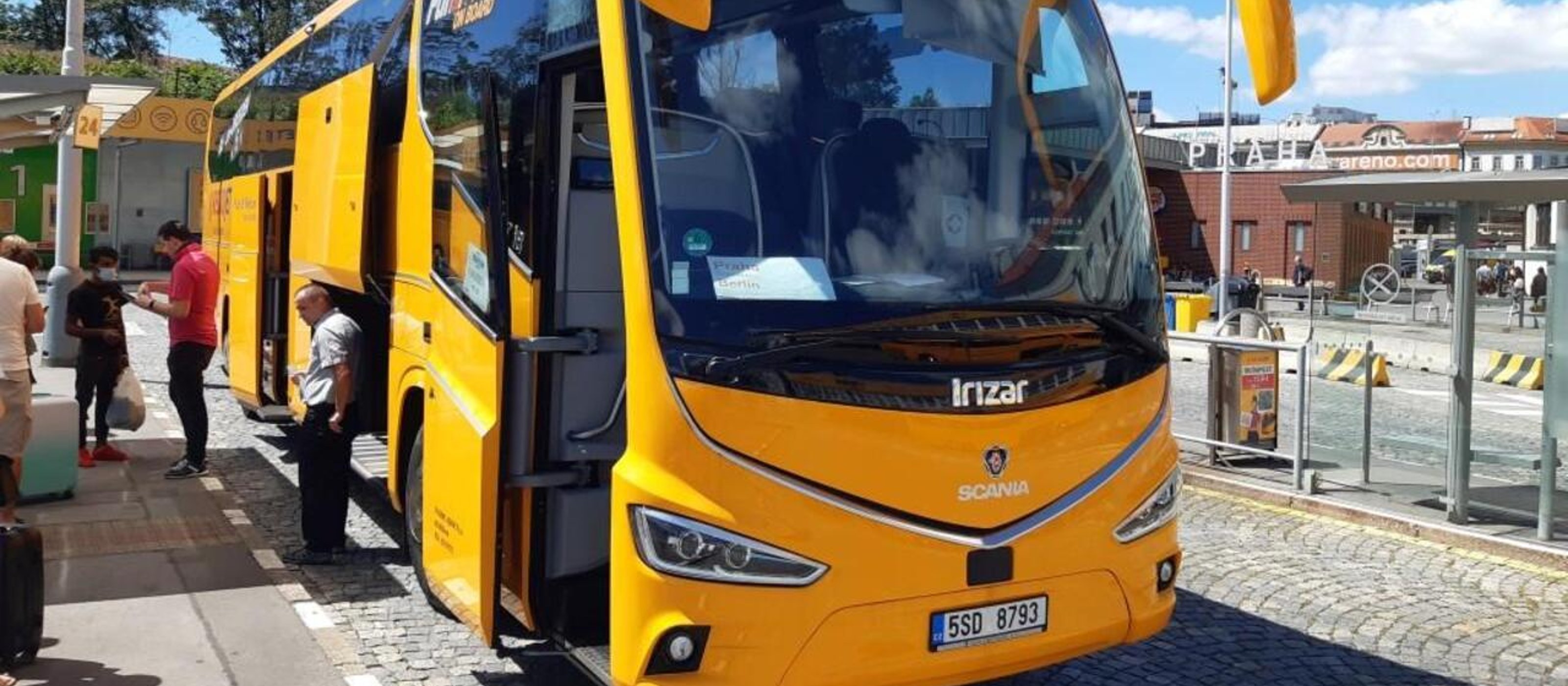 Praha: Snadná autobusová doprava do/z Karlových Varů