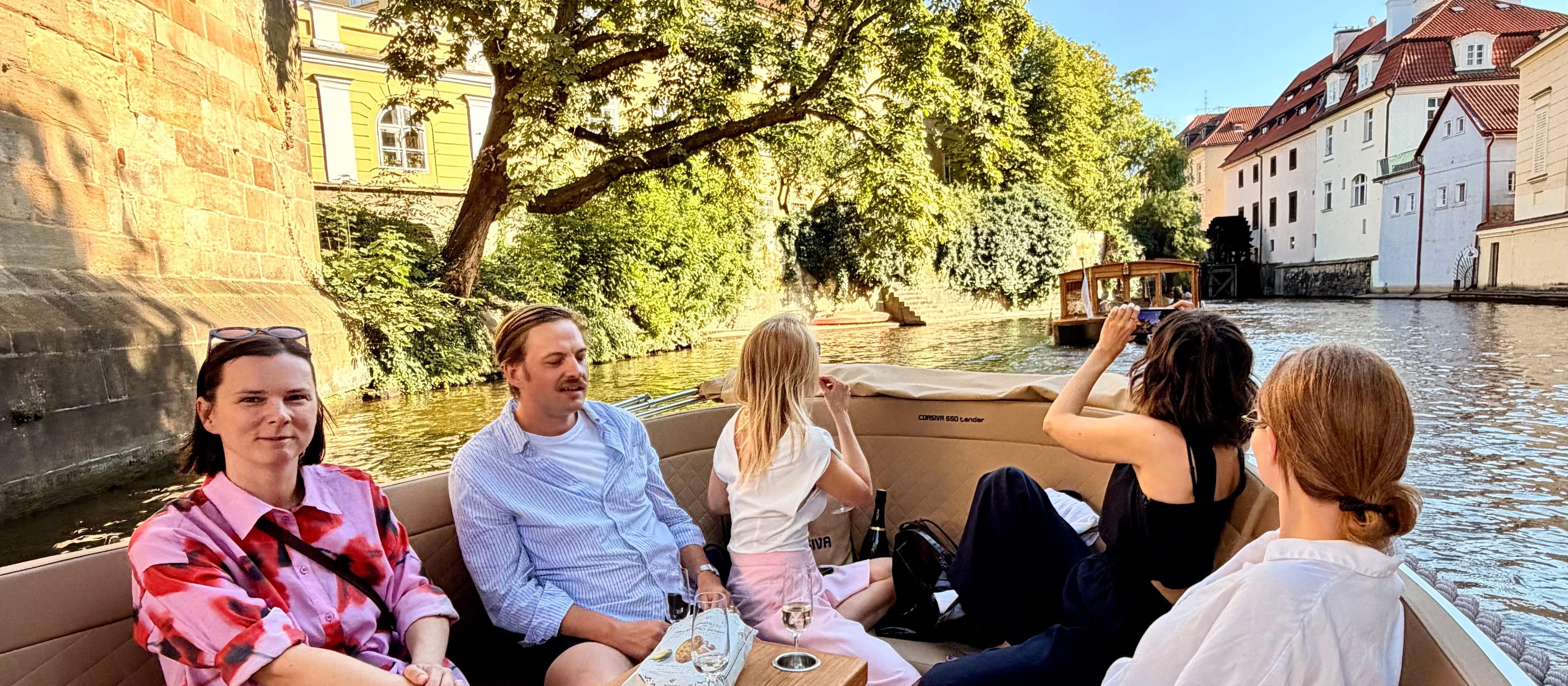 Prag: Private Bootstour + Audioguide