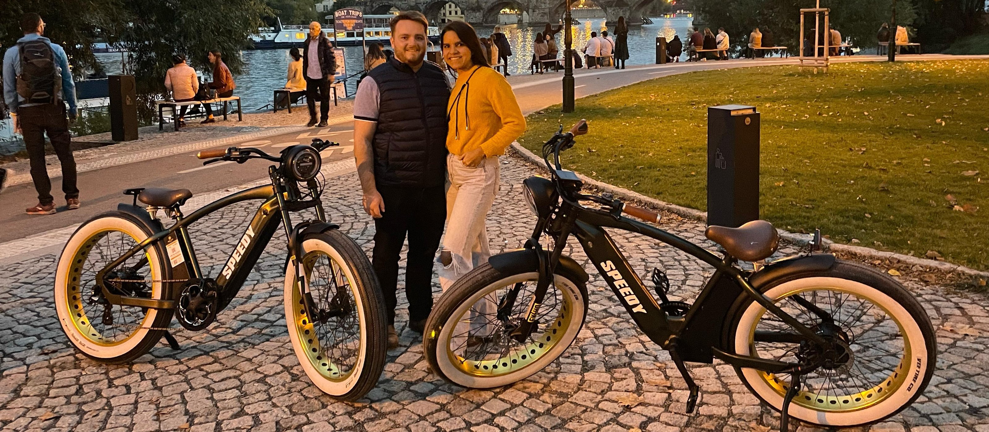 Prag: Aussichtspunkte und historische E-Bike-Tour