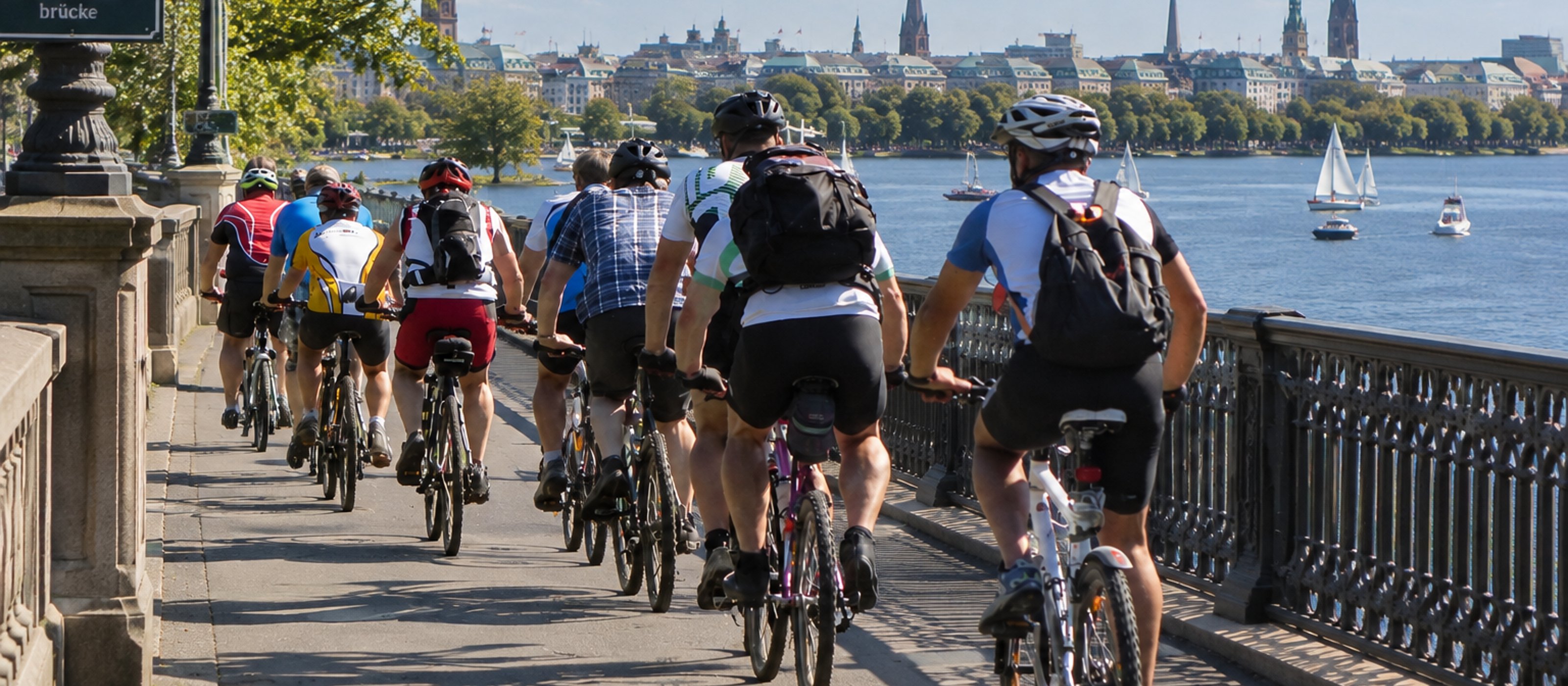 Anglická cyklistická prohlídka – Kolem vnějšího jezera Alster 3h 30m