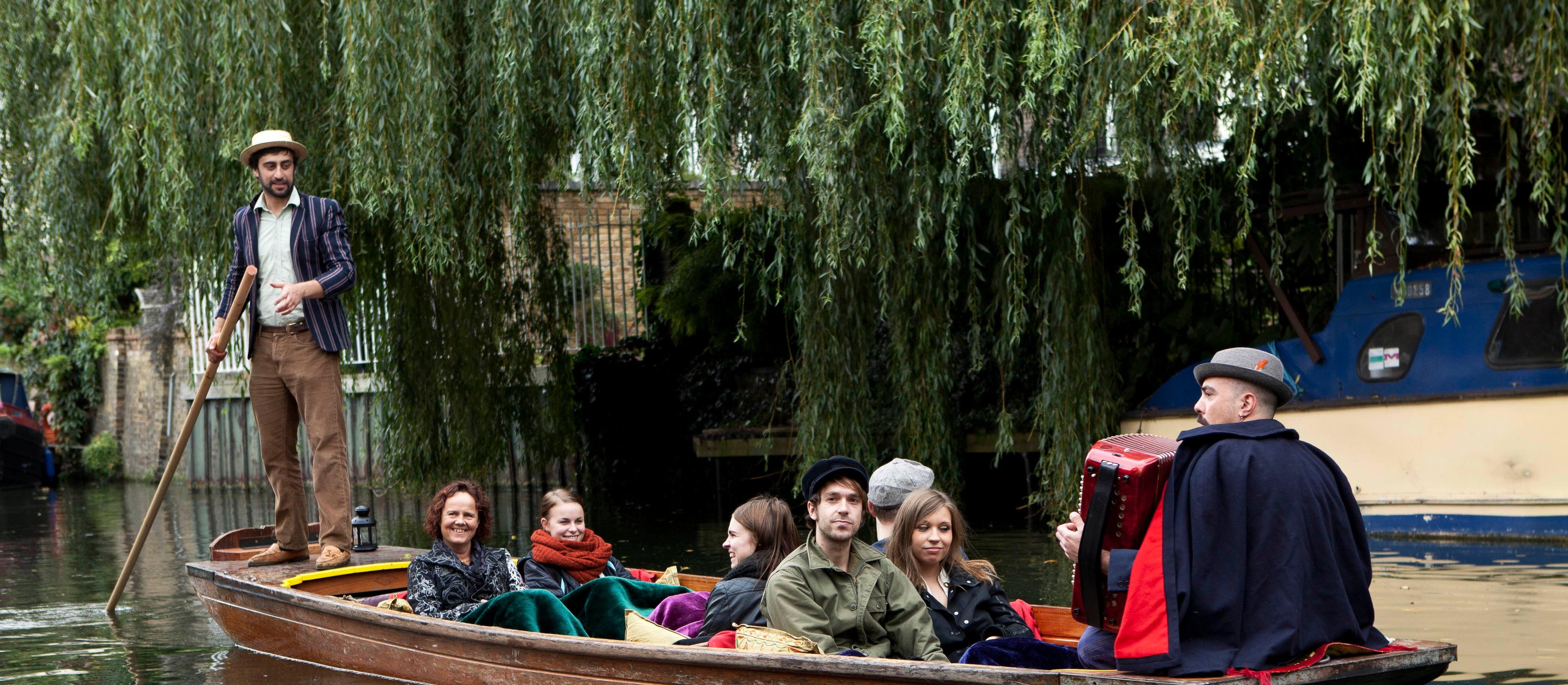 Regent's Canal (Stocherkahnfahrt) Bootsfahrt mit Live-Musik