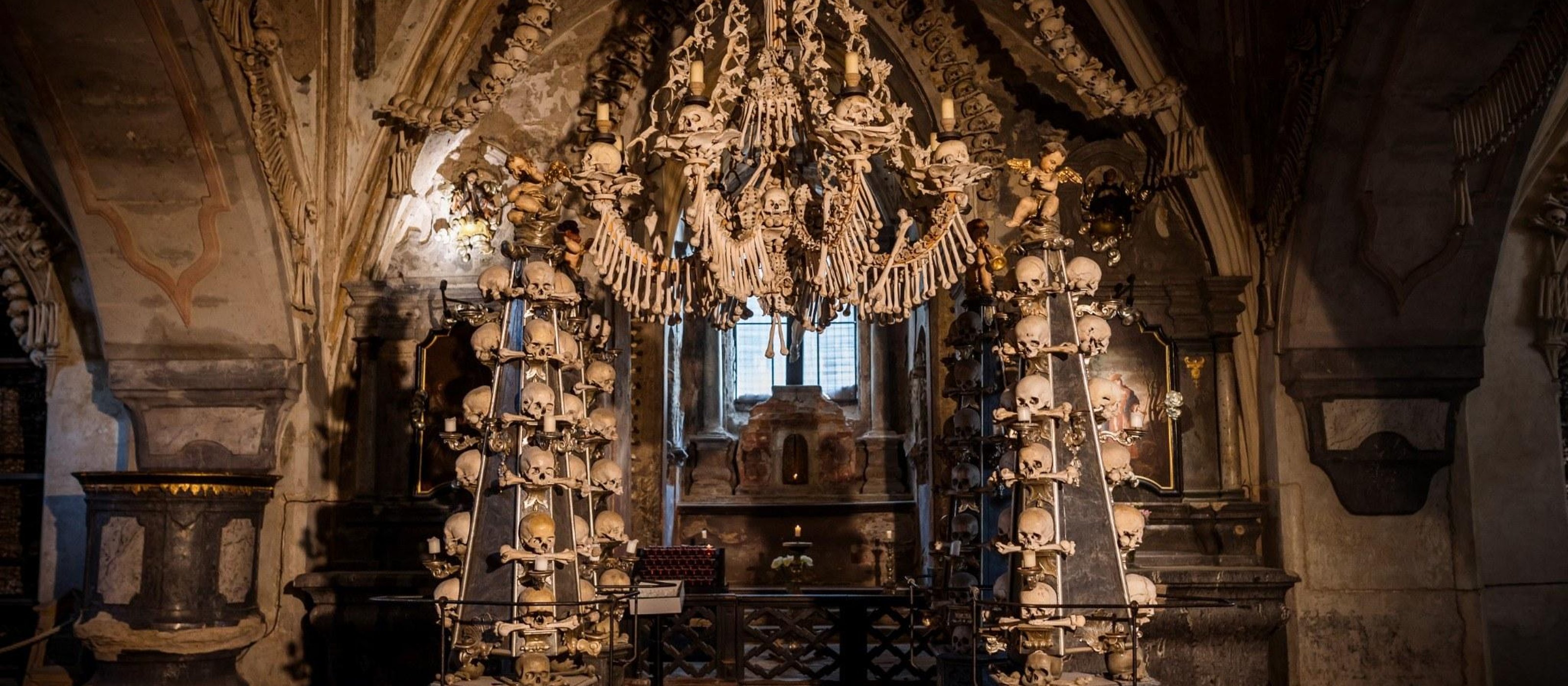 Kutná Hora: Kleingruppen-Beinhaus & Mittelalterliche Stadtführung