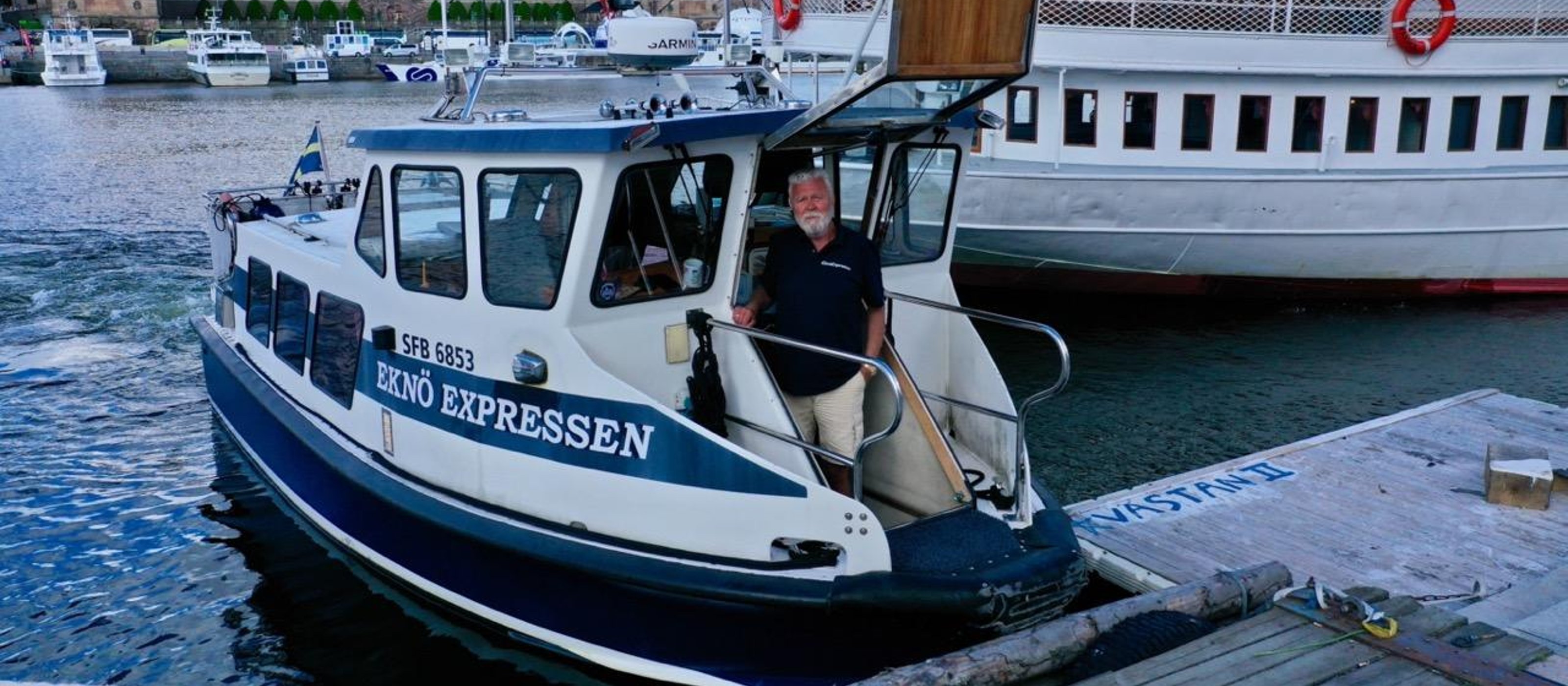 Private archipelago Cruise with live guide