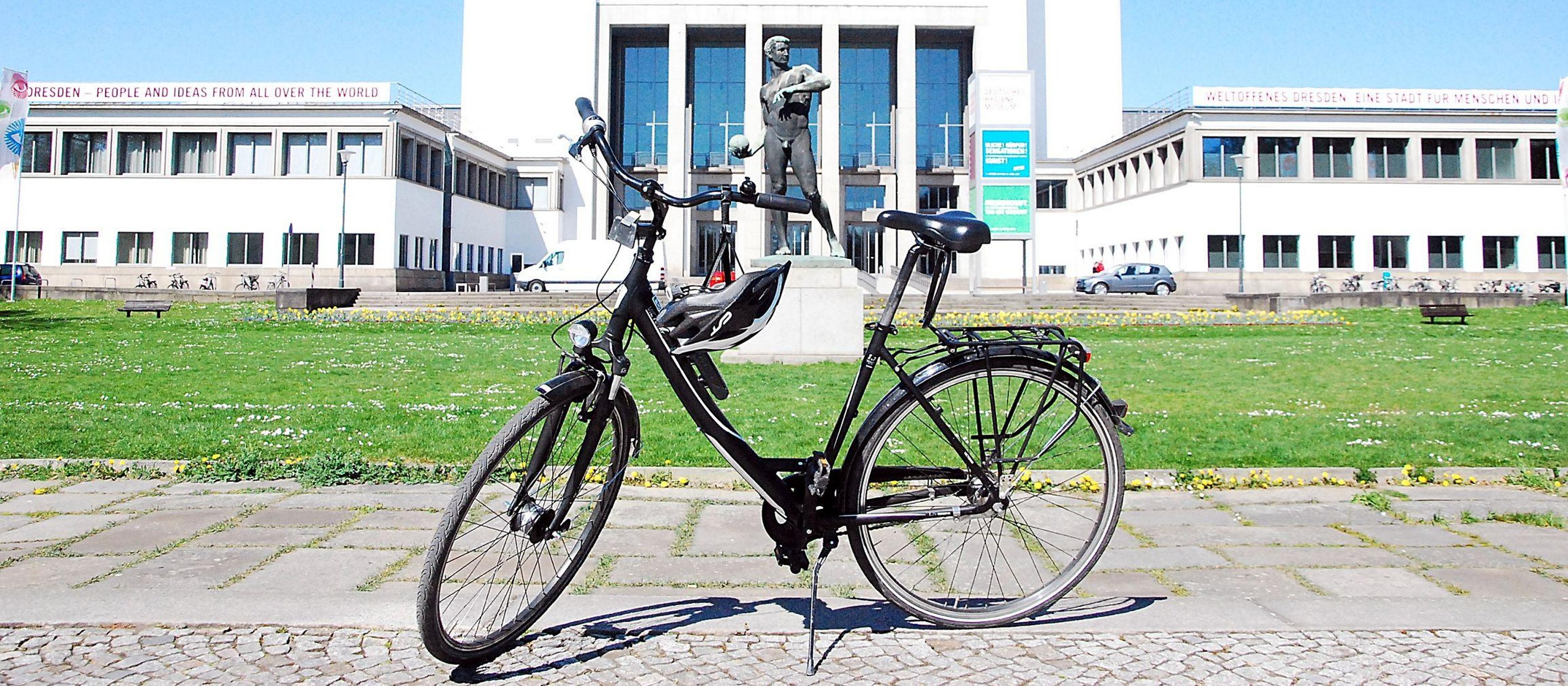 Geführte Fahrradtour zu Dresdens Höhepunkten mit dem Citybike oder E-Bike (1h 30m)