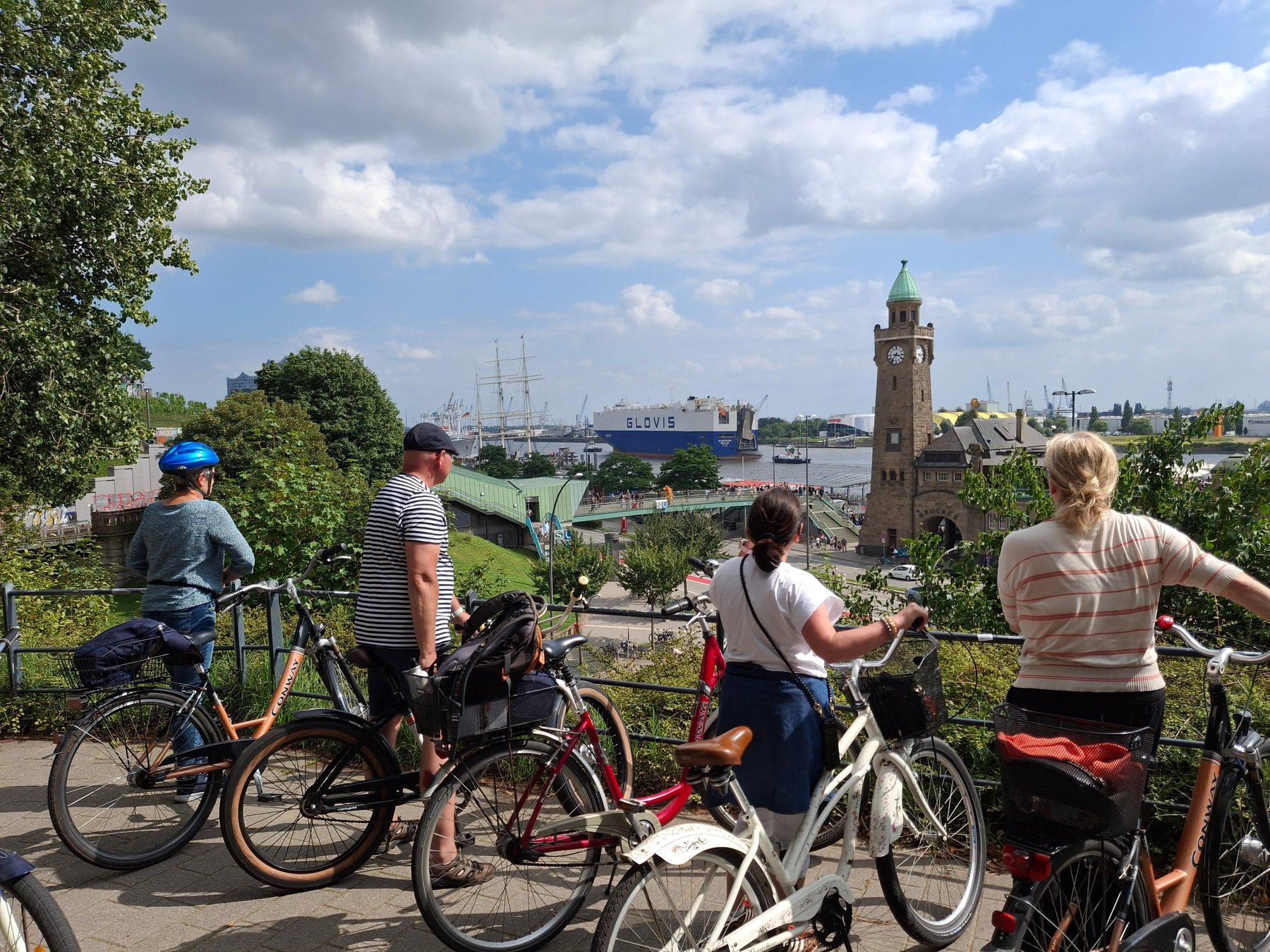 Hamburg Abseits der Wege: Hanseatisches Flair & Kreativviertel mit dem Fahrrad