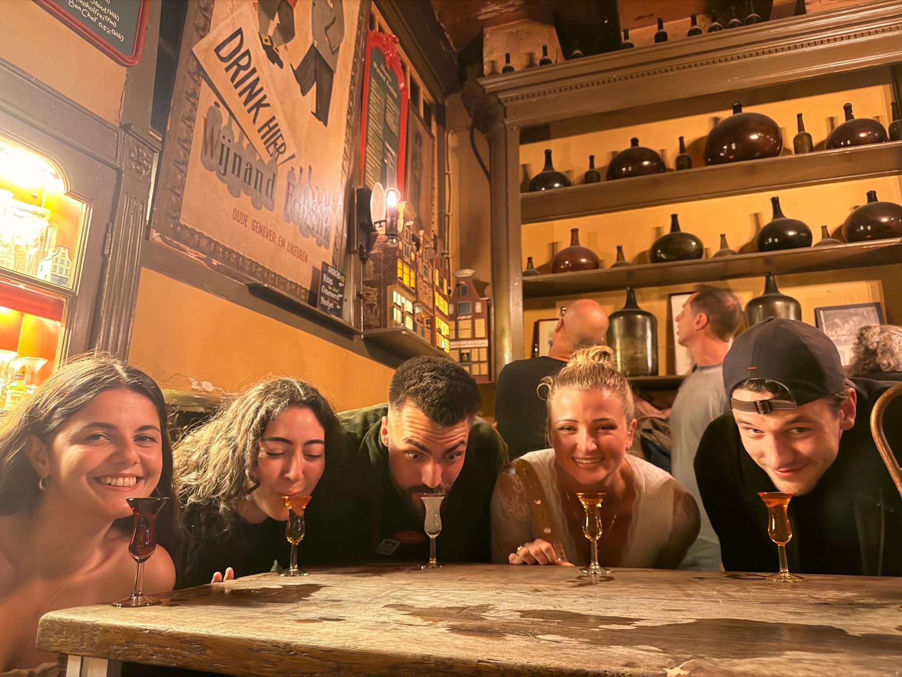 Speakeasy & Cocktail Tour mit Jenever-Verkostung