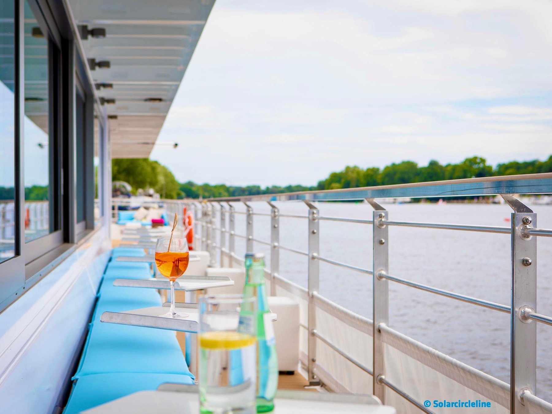 Berlin Bootsfahrt | Berlin Highlights Tour mit Solarboot auf der Spree
