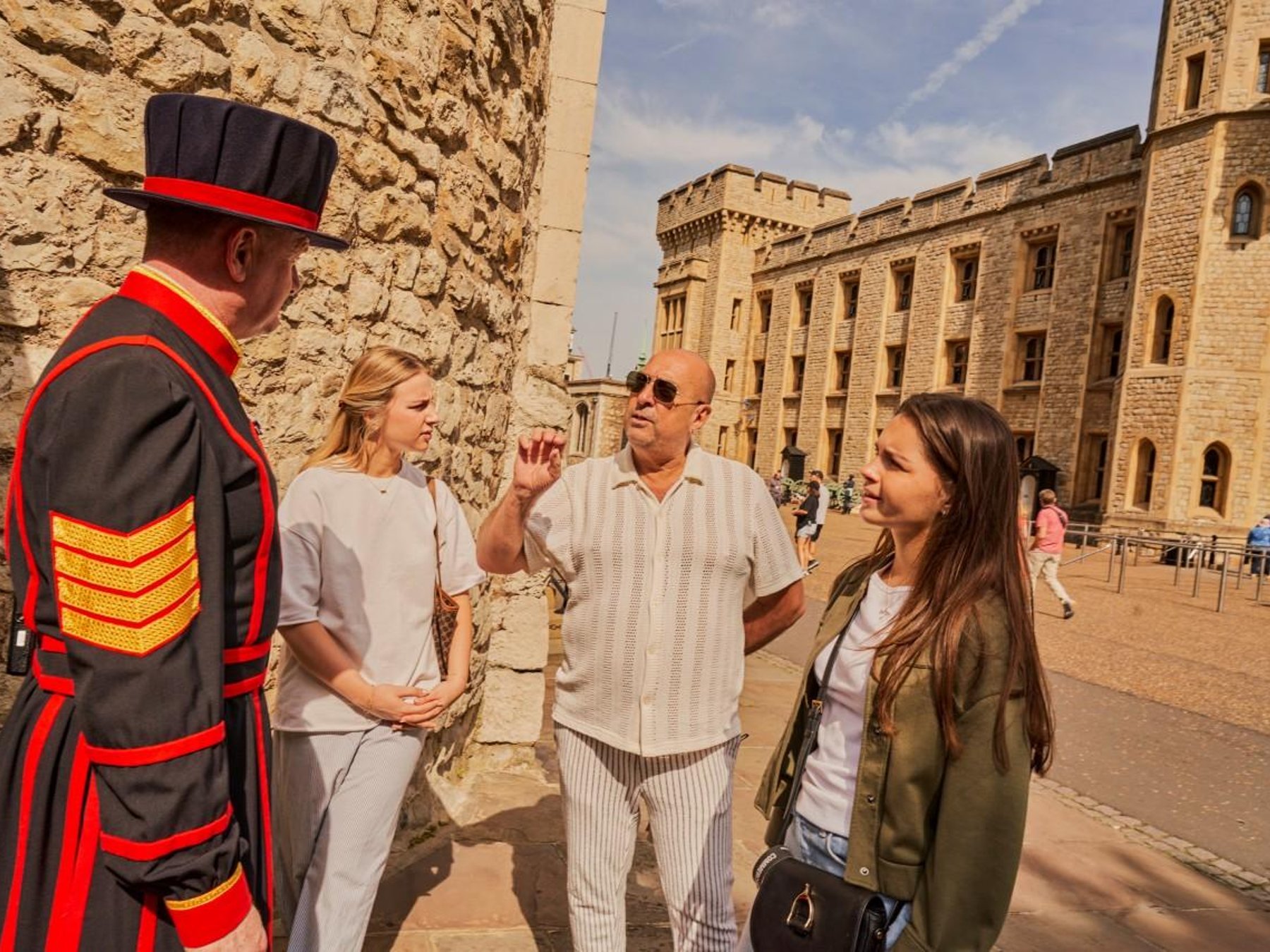 In LondonVIP Beefeaters Meet & Greet mit geführter Tower of London Tour