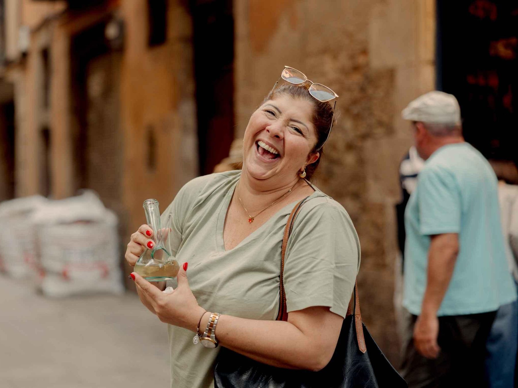 Barcelona: Tapas- und Wein-Tour mit Time Out Market