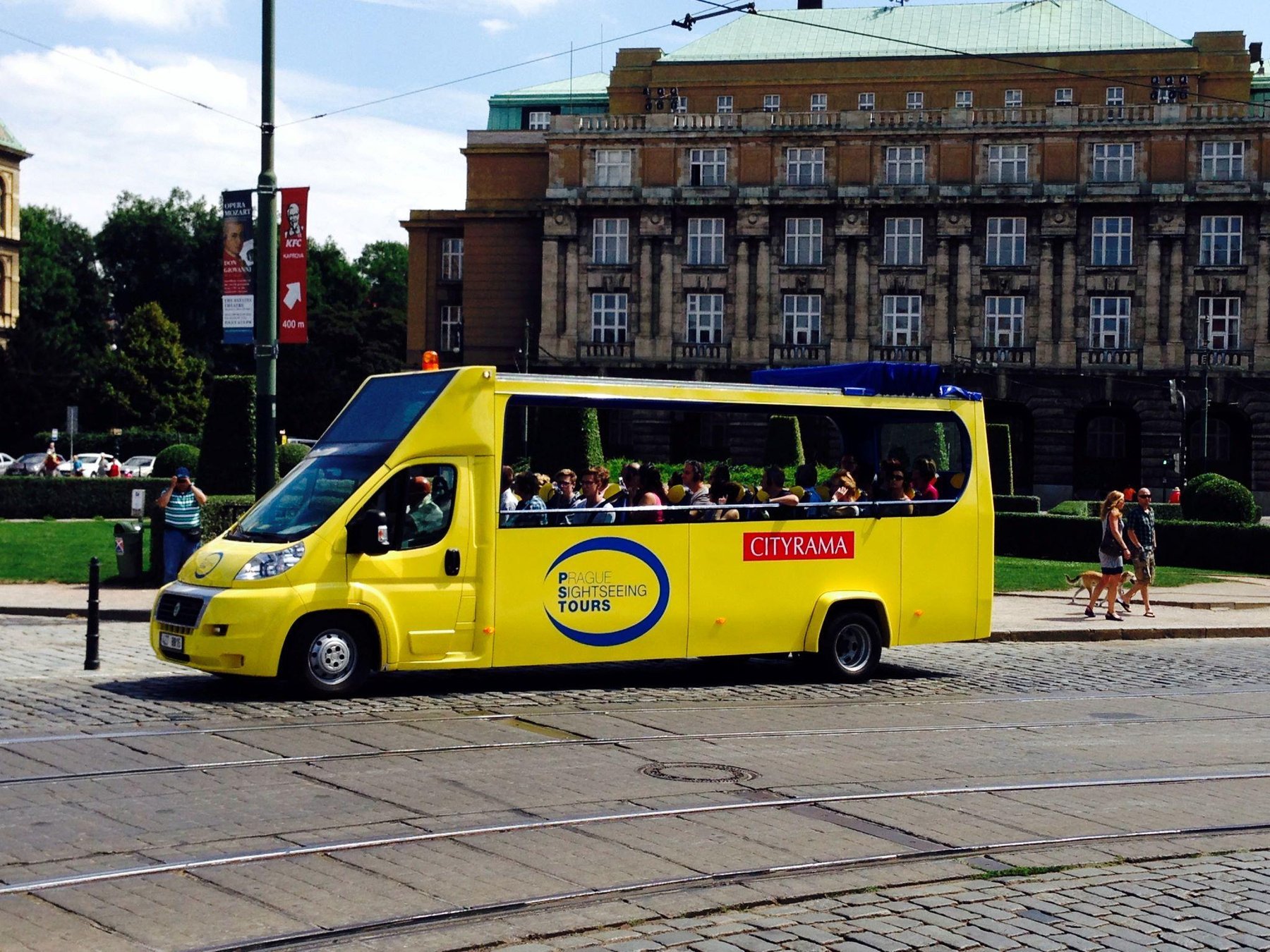 Von der Altstadt: 2-stündige Bustour durch Prag mit den besten Sehenswürdigkeiten