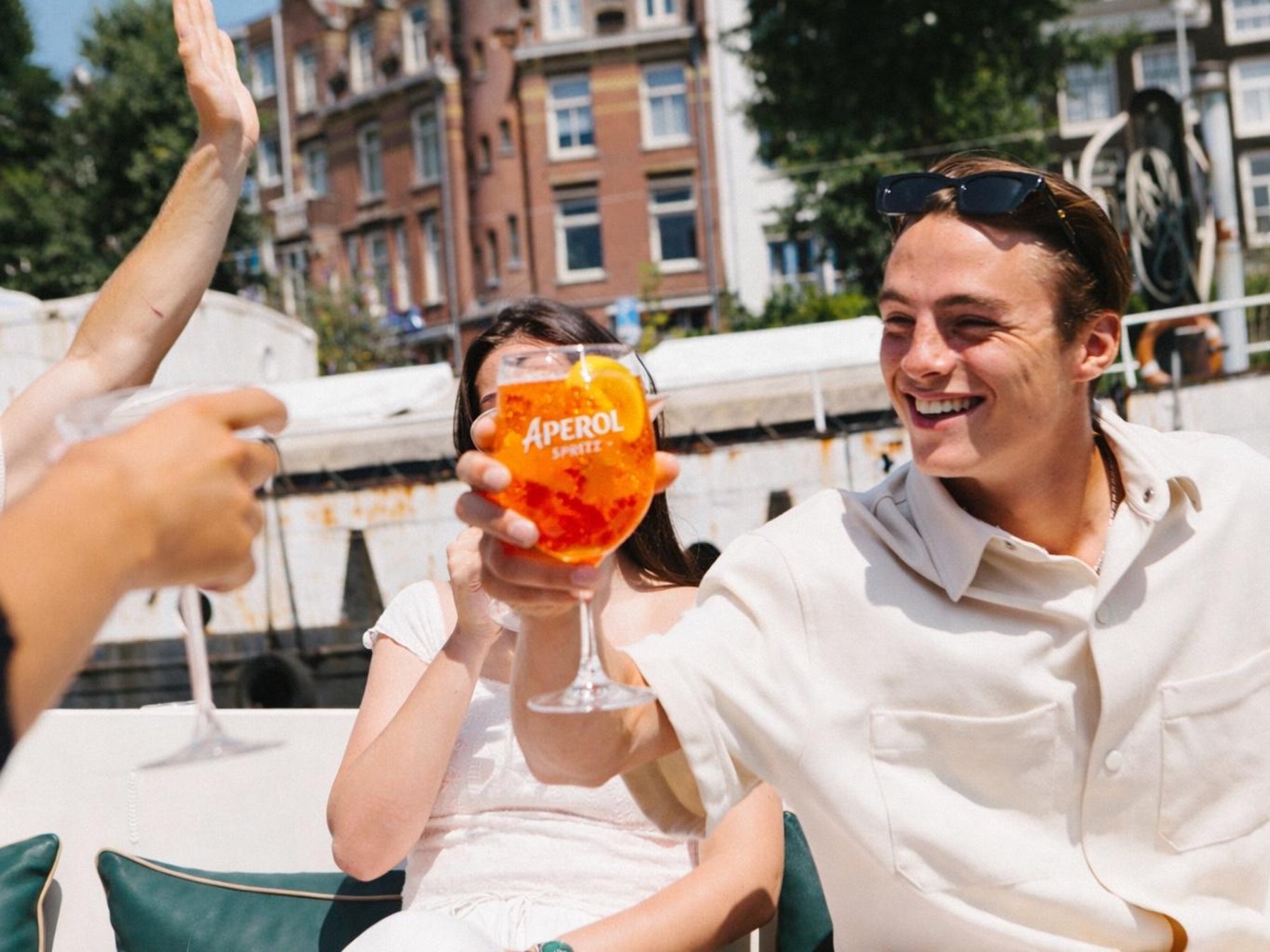 Amsterdam: Aperol-Spritz-Fahrt in einem offenen Elektroboot