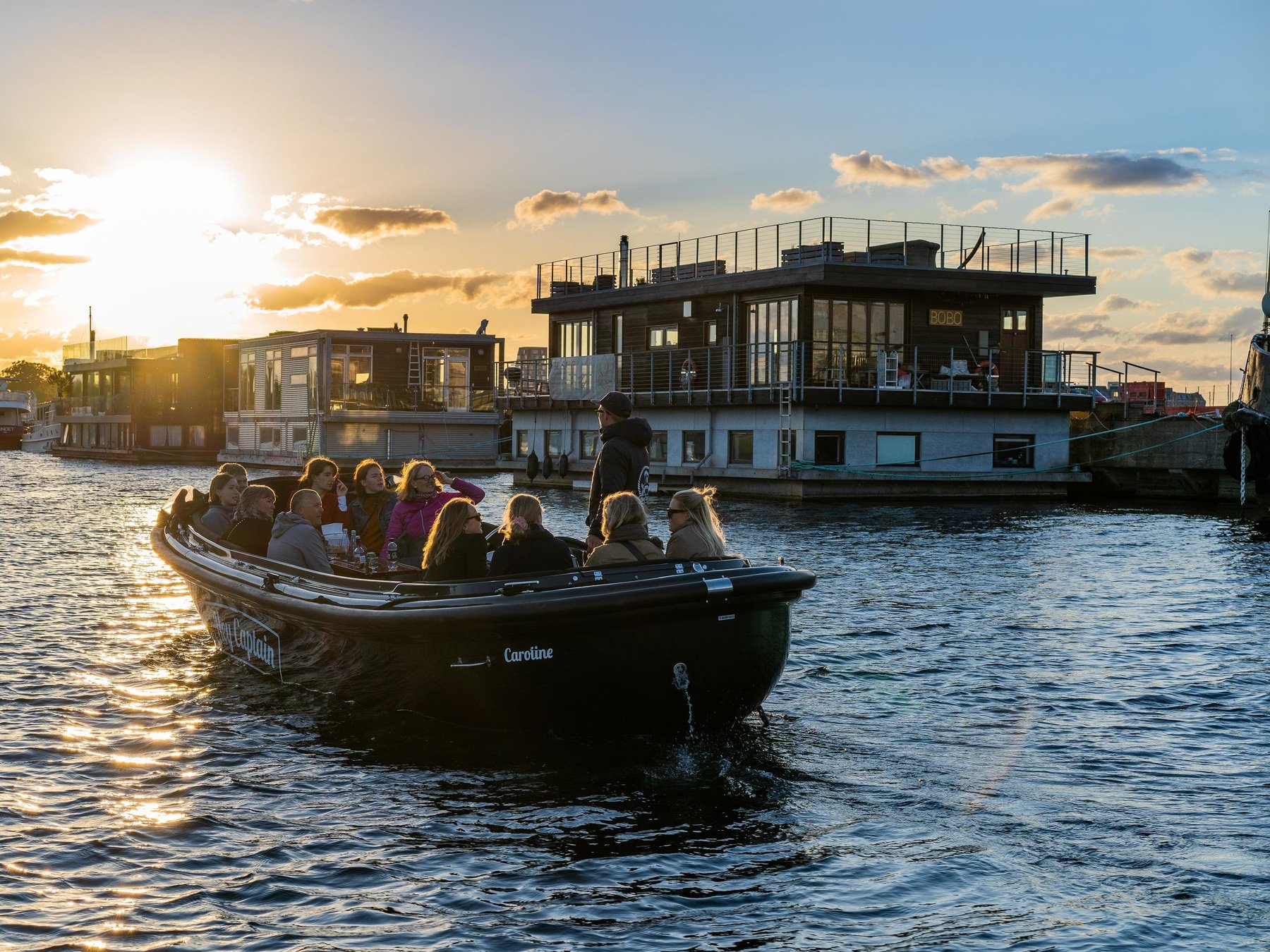 Versteckte Juwelen 2-stündige soziale Bootstour