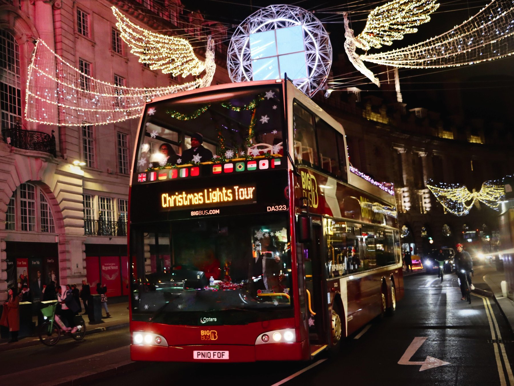 London: Weihnachtslichter-Bustour mit offenem Oberdeck und Guide vor Ort