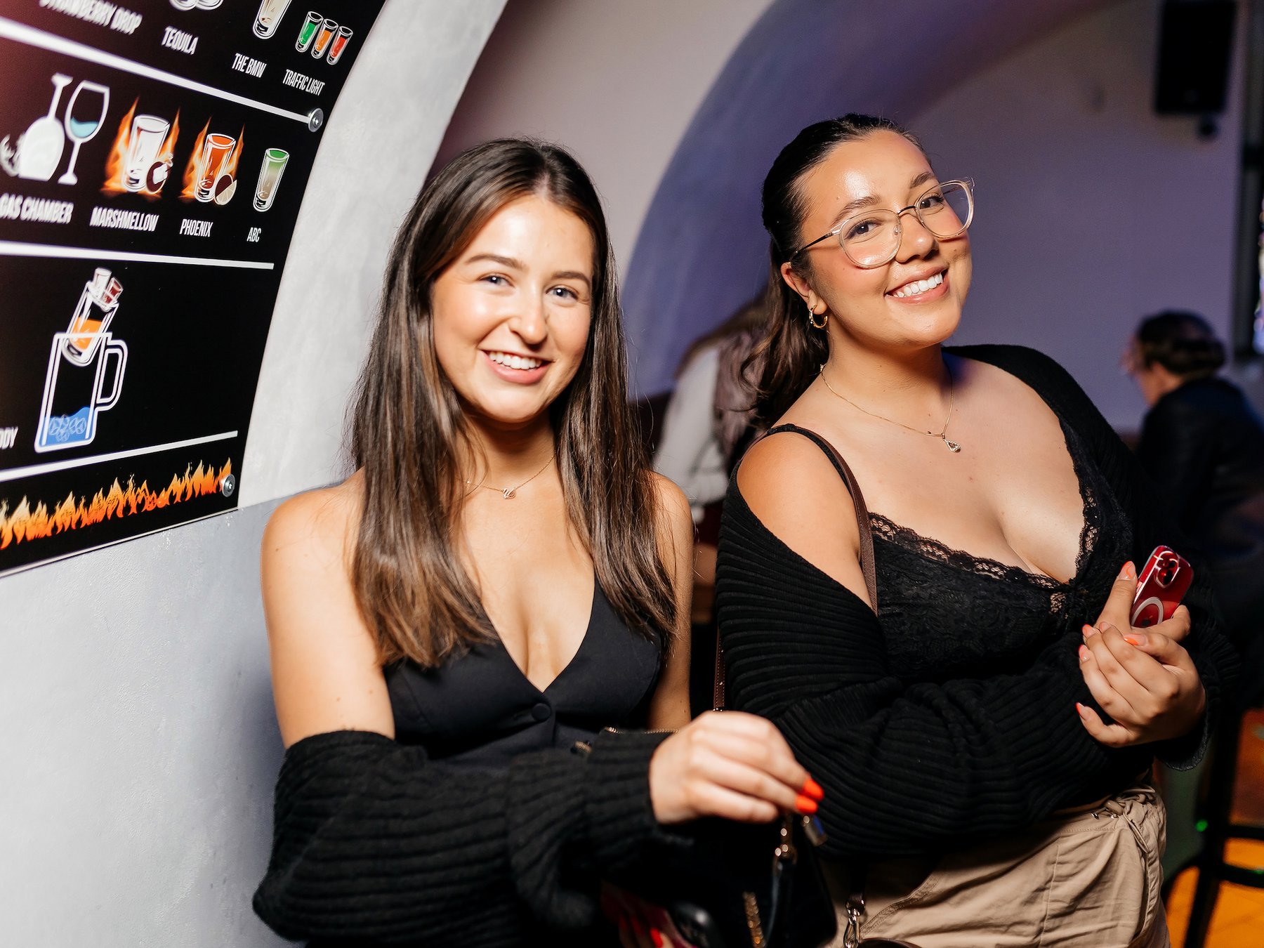Prag Shots Bar & Club Erlebnis mit Begrüßungscocktail