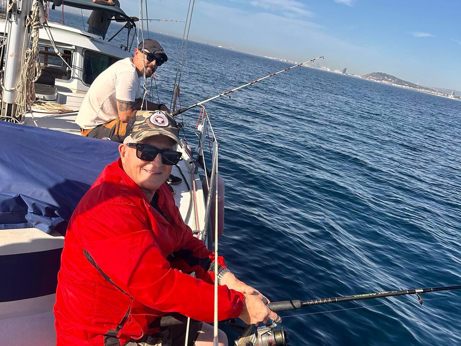 Recreational fishing trip in Barcelona - 3 hours