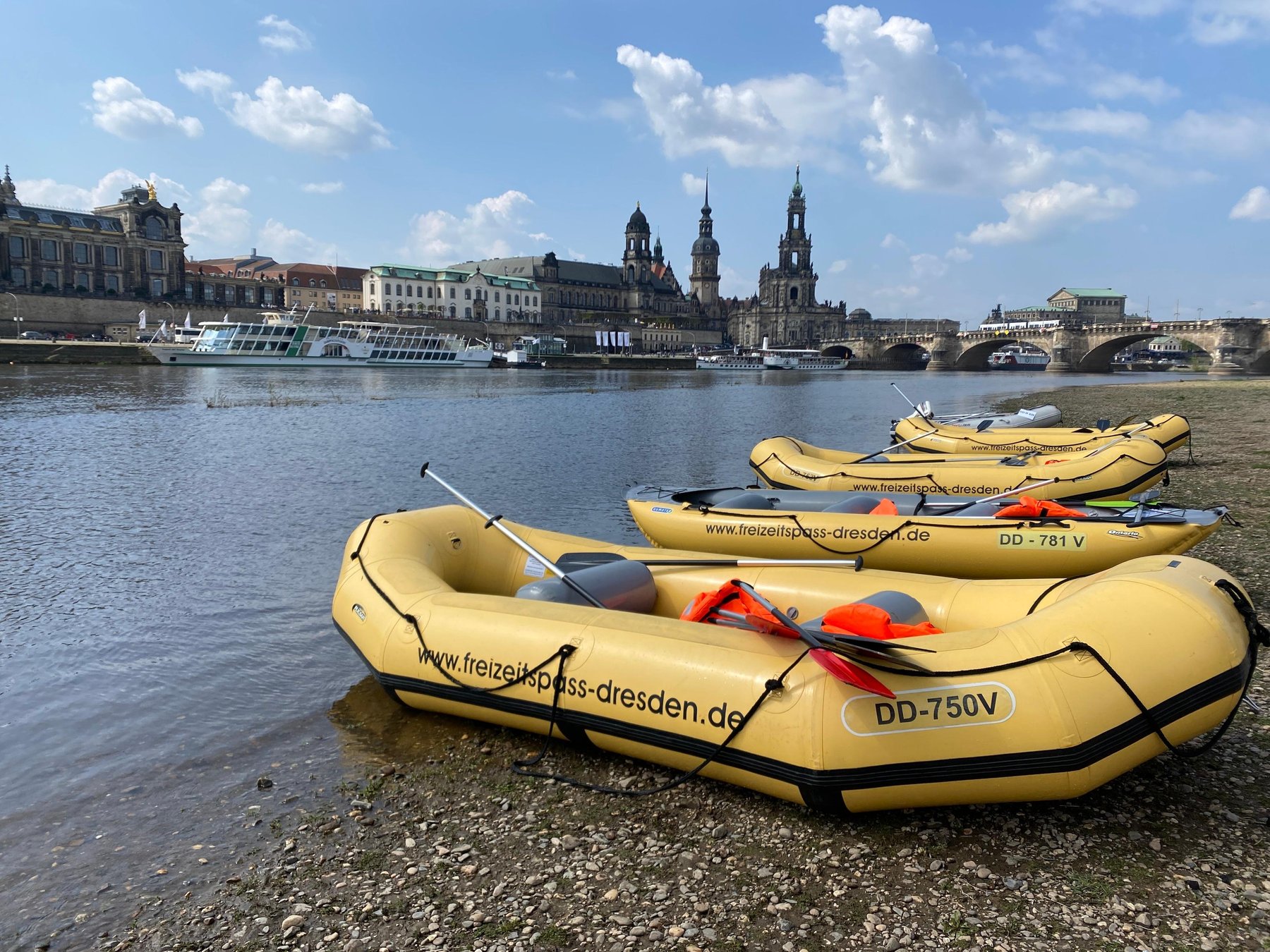 Dresden: Bootstour - im Schlauchboot von Pillnitz bis Dresden-Altstadt
