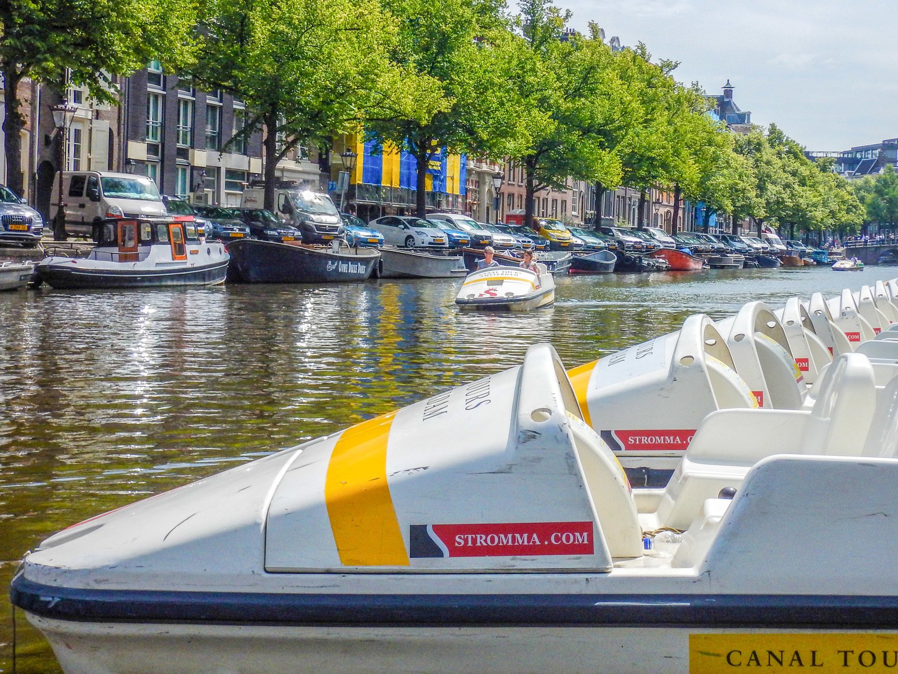 Tretboote in Amsterdam: Dein Grachtenabenteuer erwartet dich