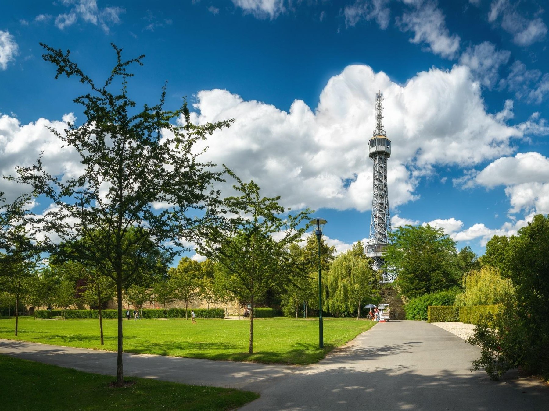 Petřín-Turm und Spiegellabyrinth: Eintrittskarte