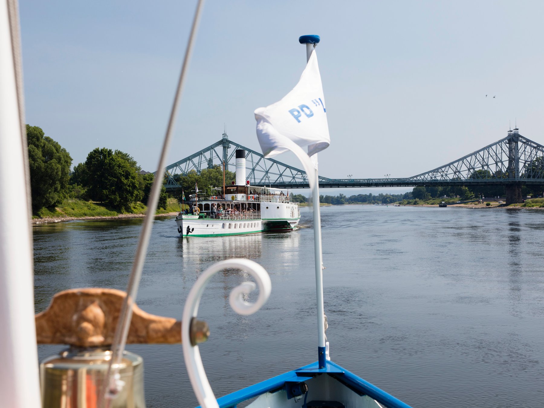 Brücken-Fluss-Tour