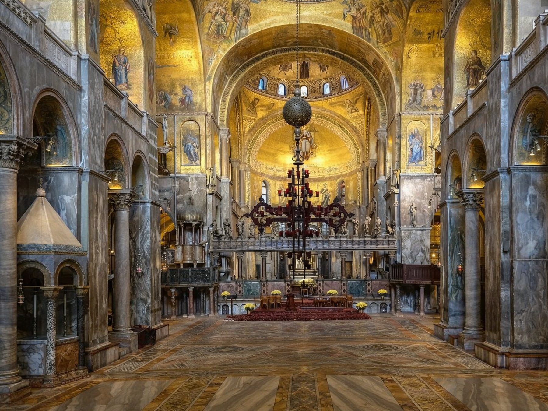 Venedig: Komplette Tour durch den Markusdom