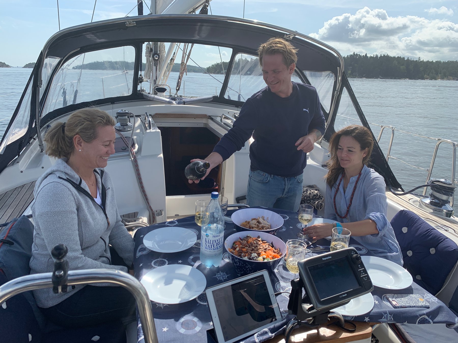 Stadt- und Schären-Segeltour