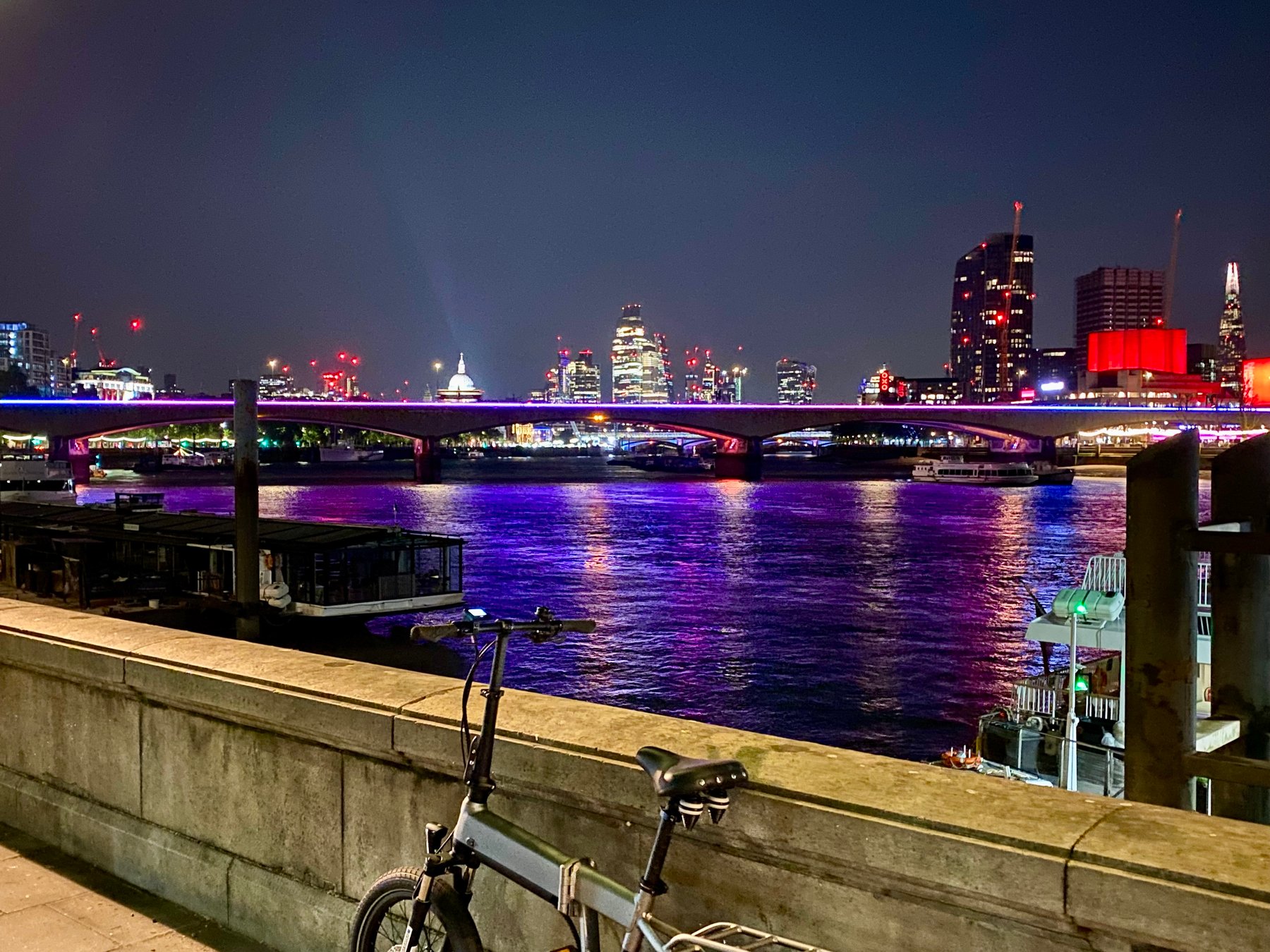 London bei Nacht. Die einzige E-Bike-Nachttour!
