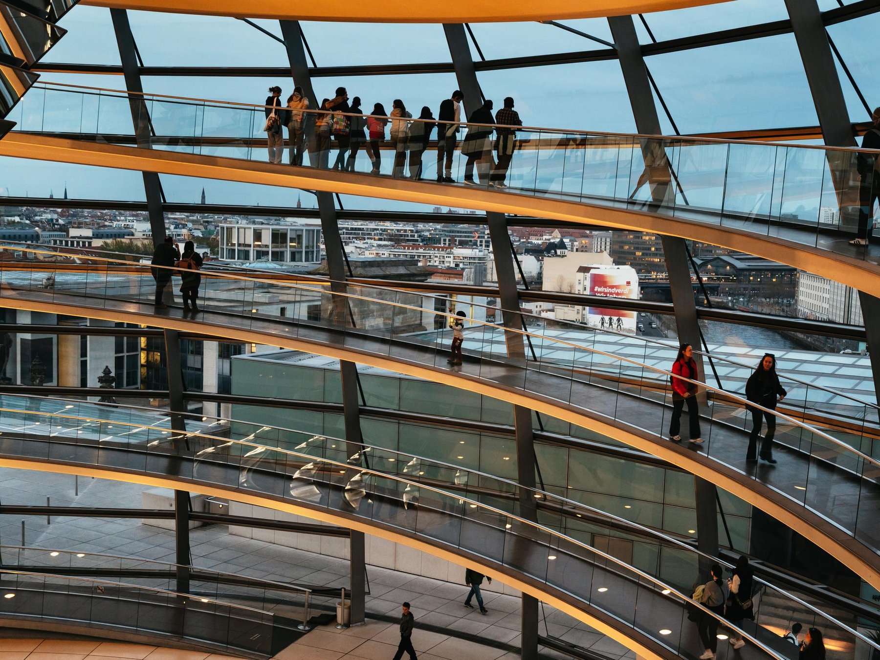 Regierungsviertel-Tour mit Reichstag und Dachterrasse für Gruppen