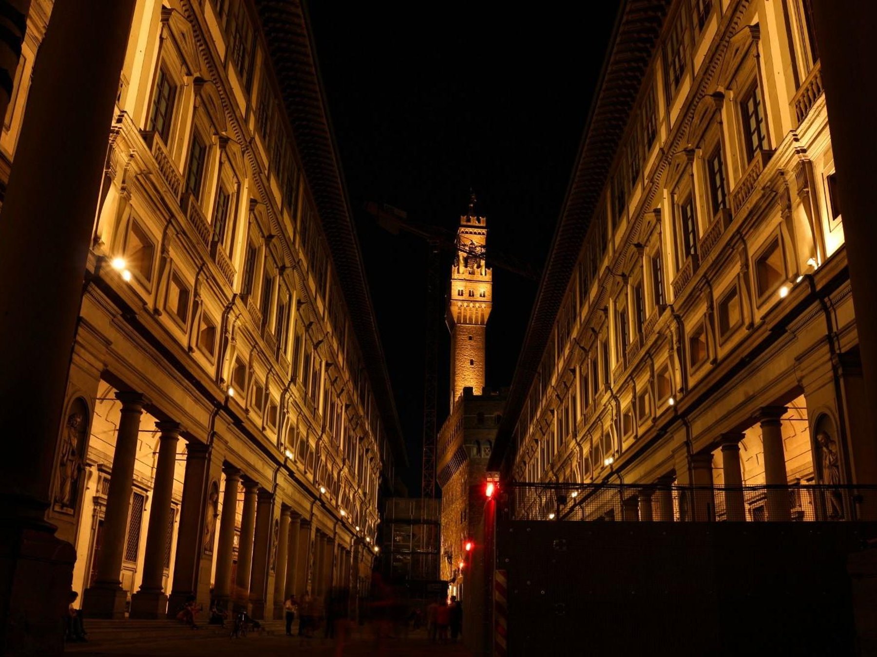 Florenz Noir: Geschichten von Macht, Intrigen und Geheimnissen