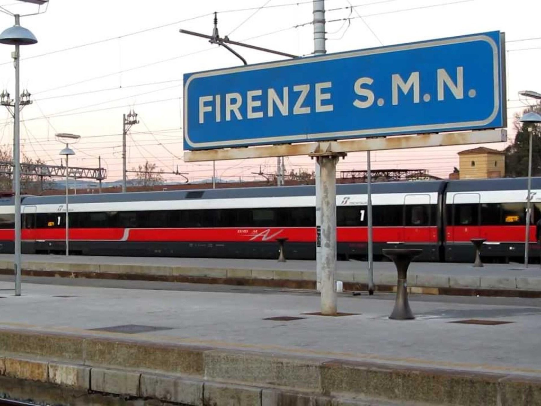 VenedigVenedig nach/von Florenz: Eine wunderschöne Zugreise Italiens