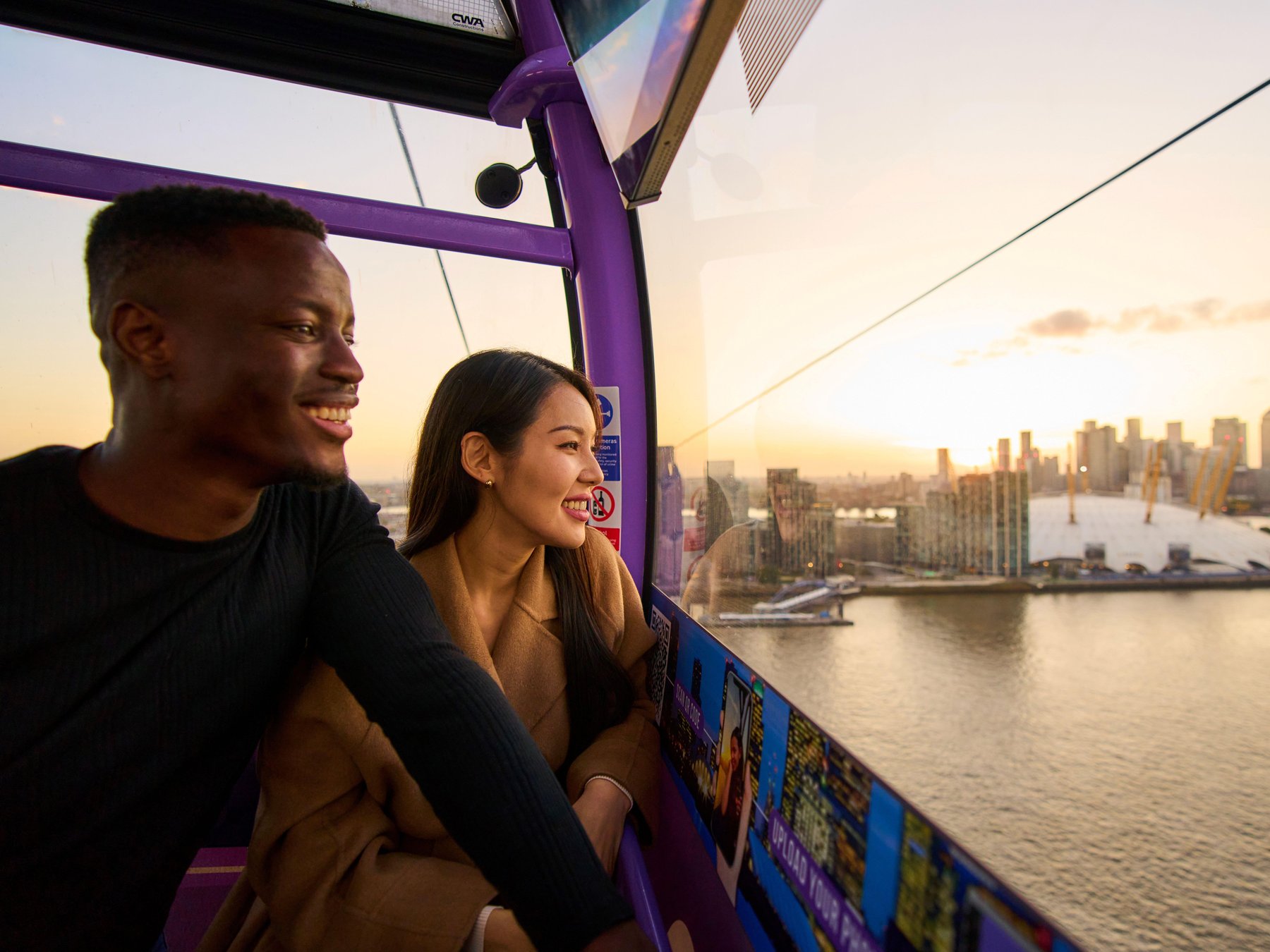 London: Hin- und Rückfahrt mit dem „ Uber Boat “ + abendliche Bustouren