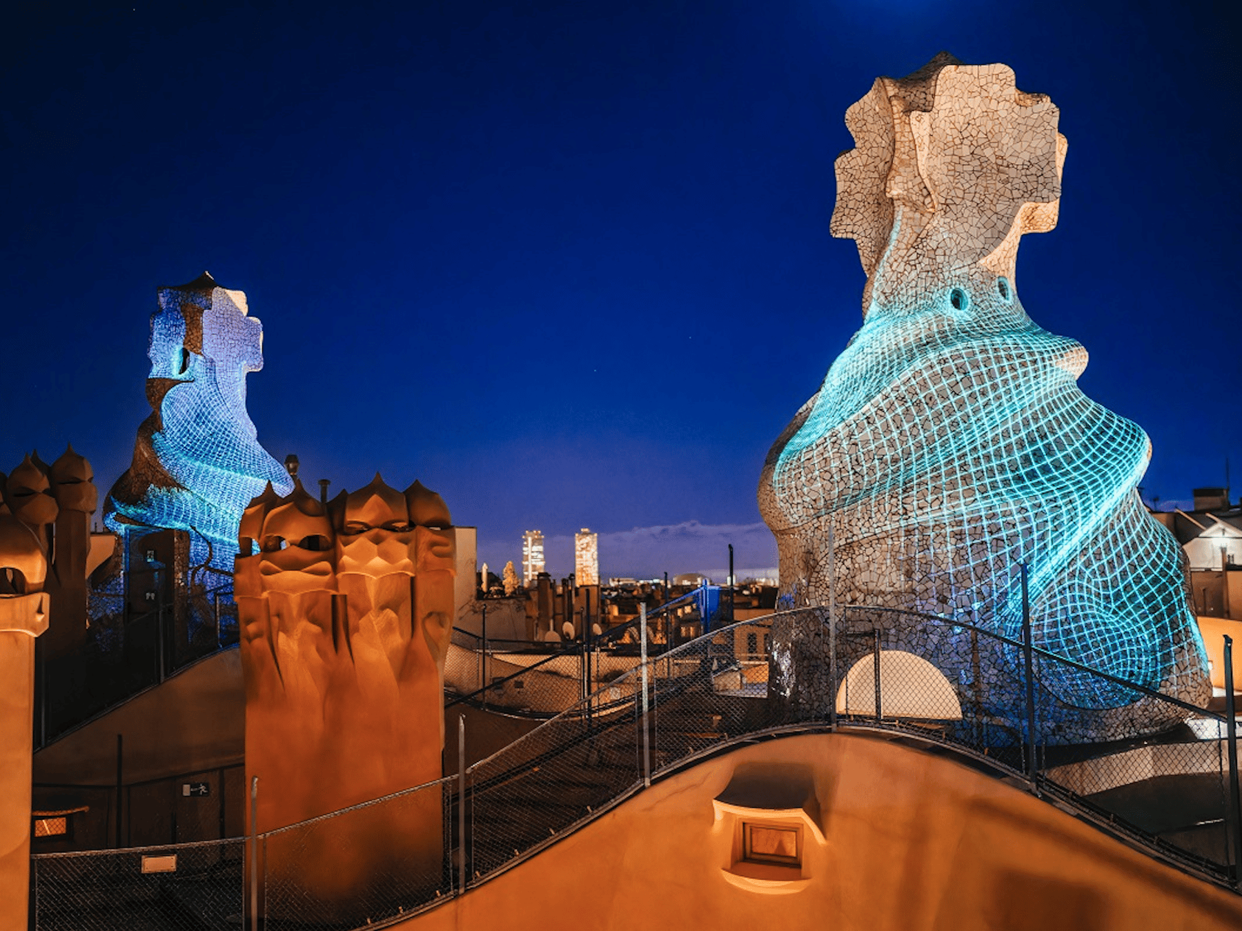 Bus Turístic Barcelona: Bustour bei Nacht