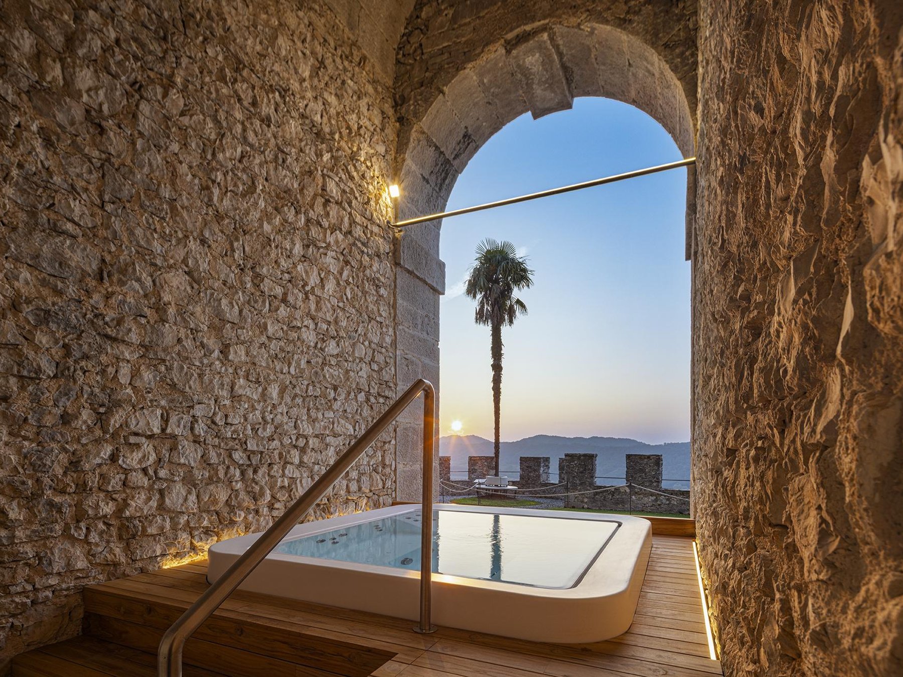 Cison di ValmarinoEntspannung in einem Spa in einem alten Schloss