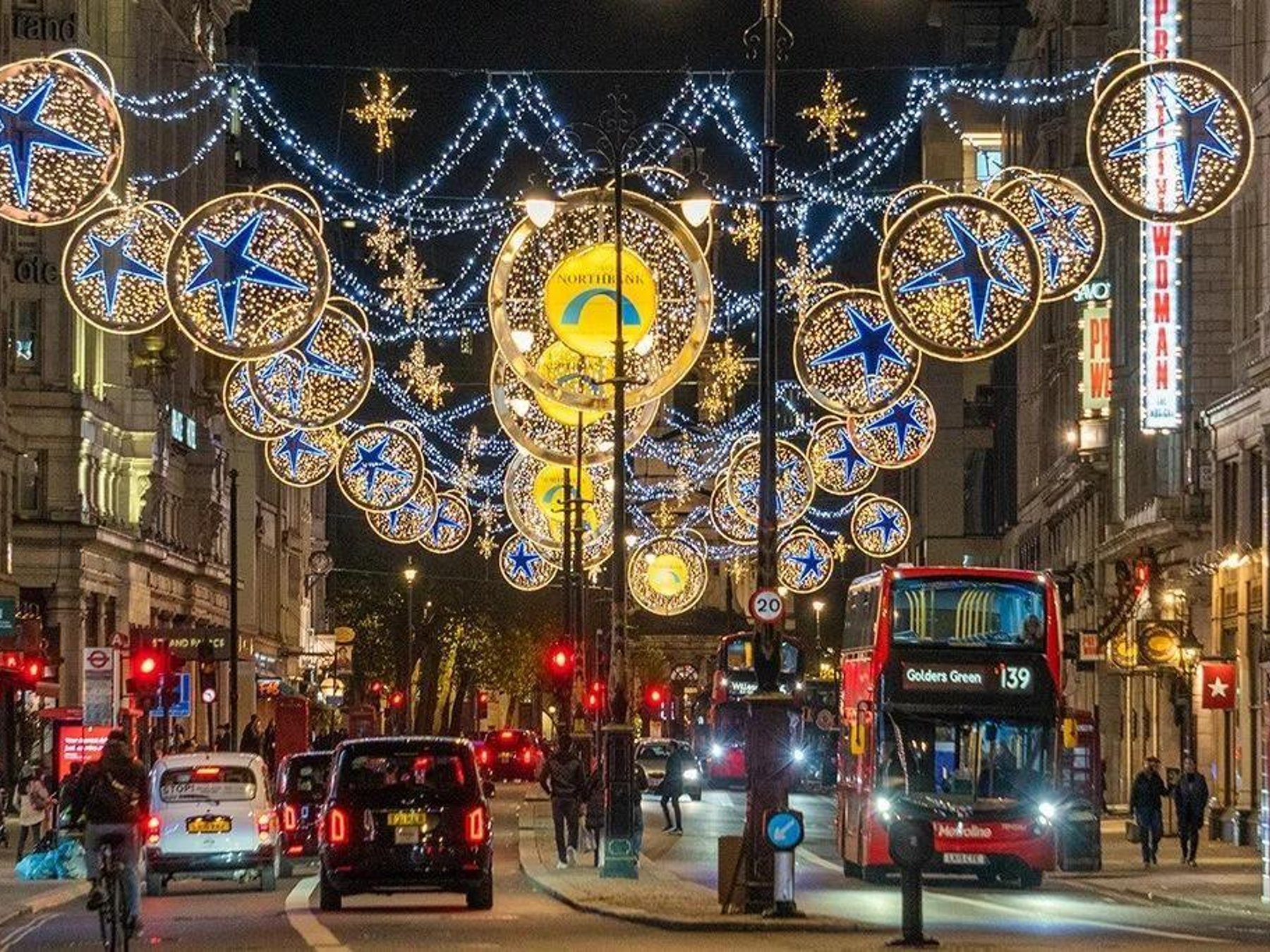 Erlebe London: Weihnachtslichter mit dem Open-Top-Bus