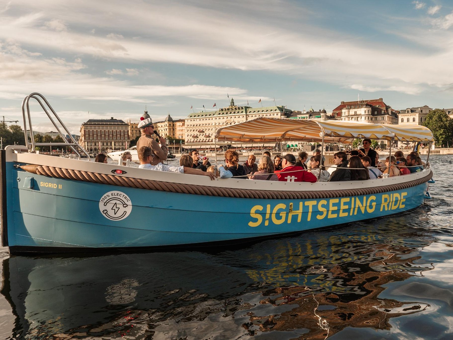 City Sightseeing Stockholm: Hop-on-Hop-off-Bus + Bootstour