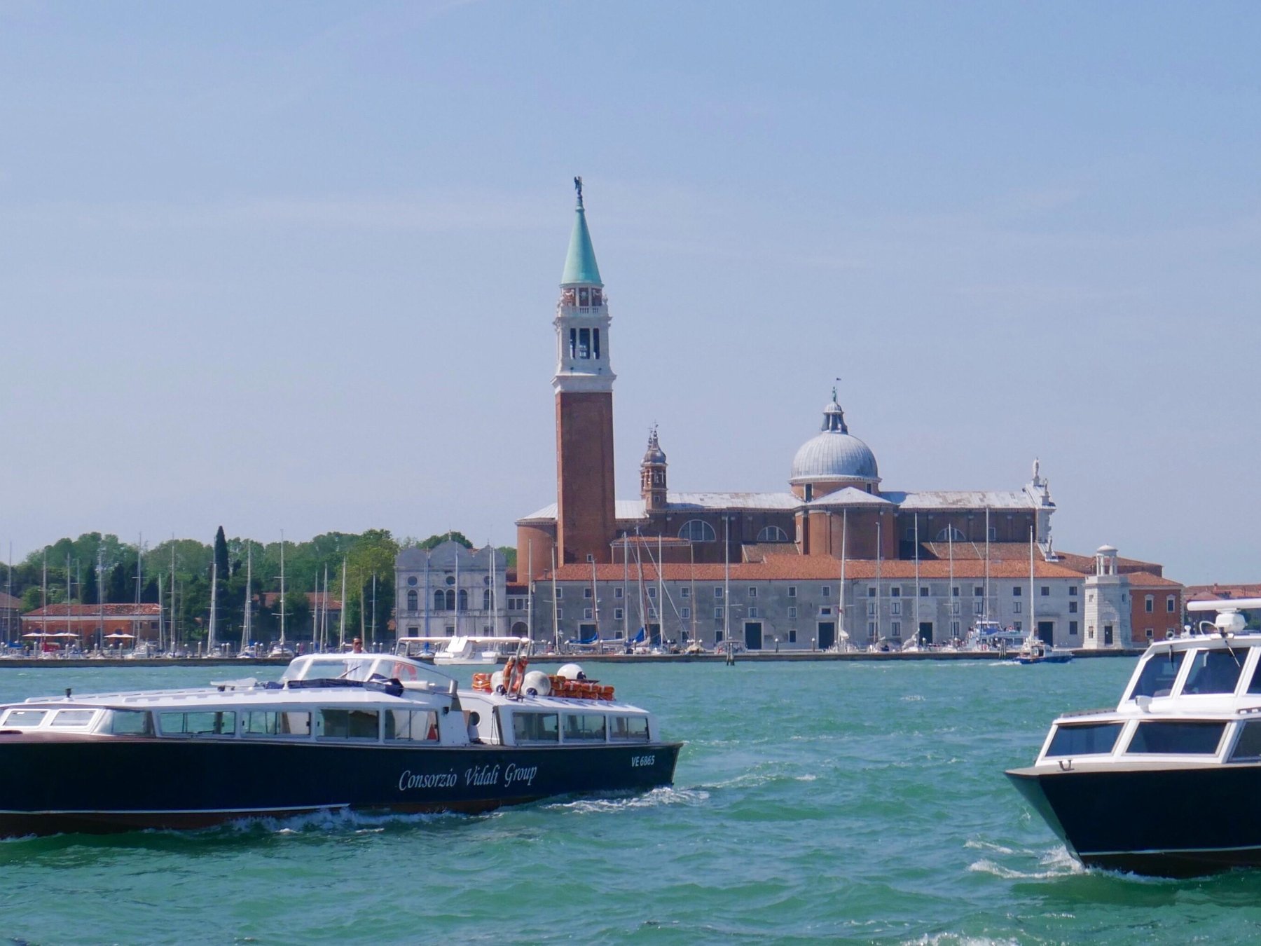 Venedig Geführter Bootstransfer vom Bahnhof nach St. Mark's
