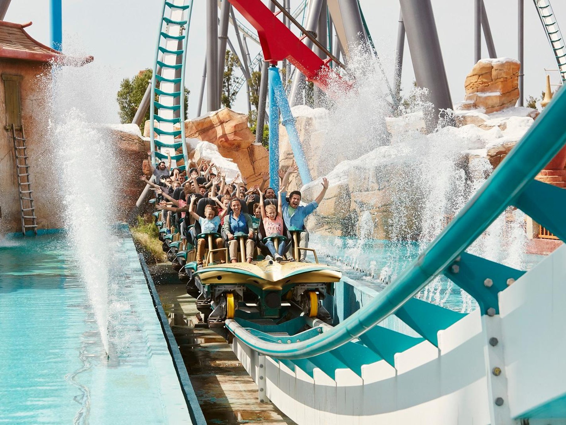 Entrada al parque temático PortAventura y traslado