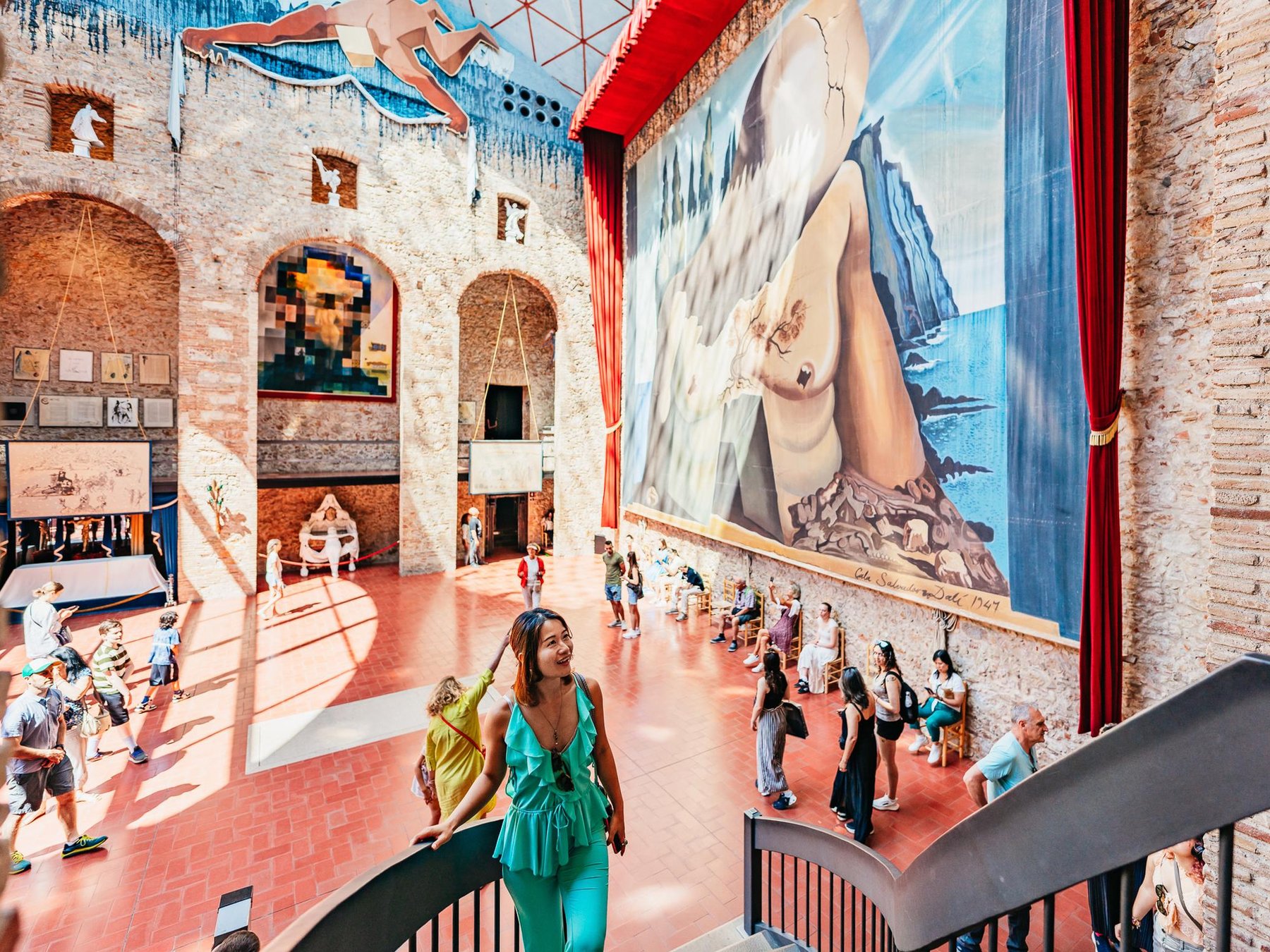 Visita guiada al Museo, Casa y Cadaqués de Dalí